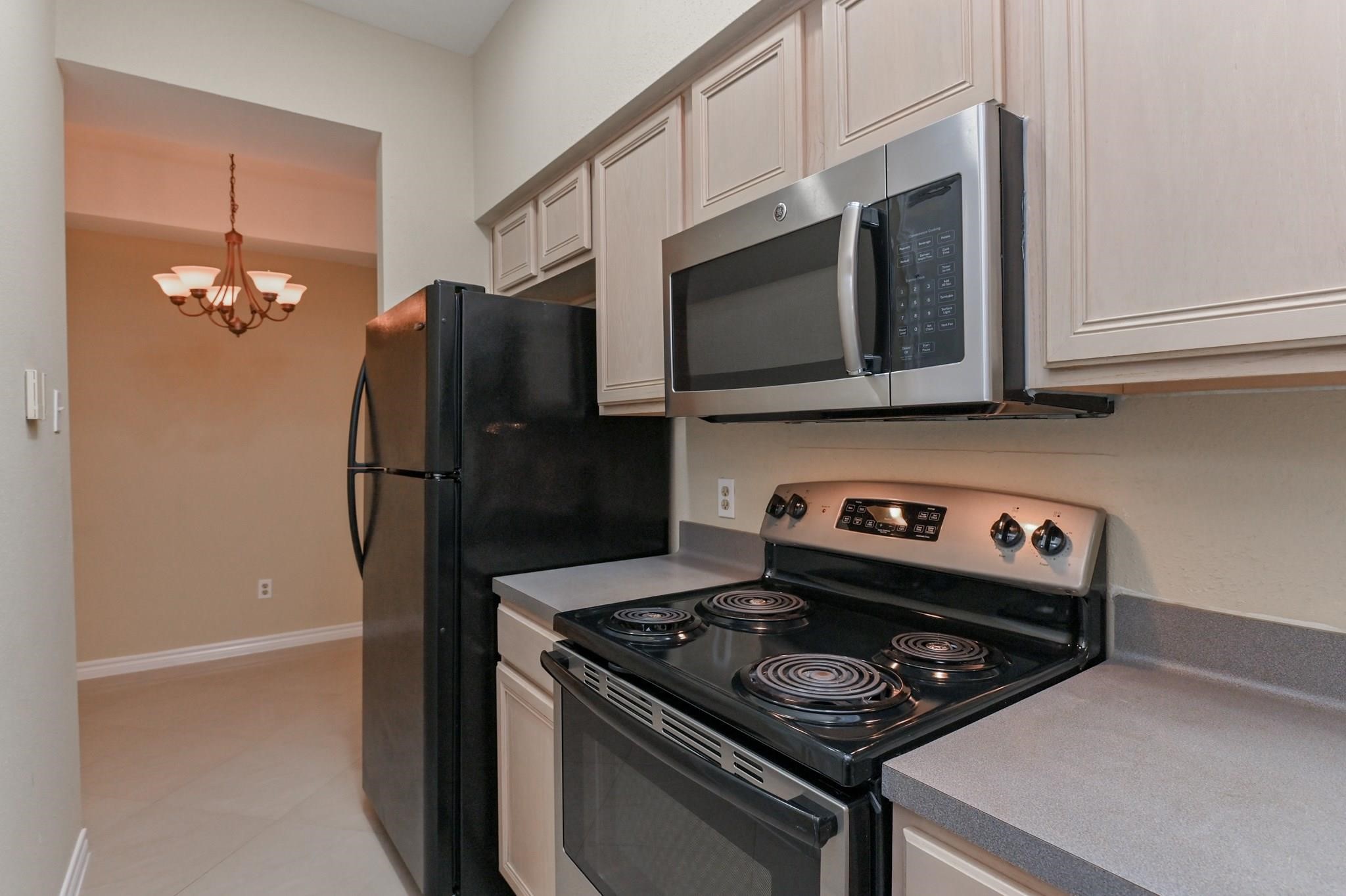 8055 Cambridge Street 7 Property Photo 14