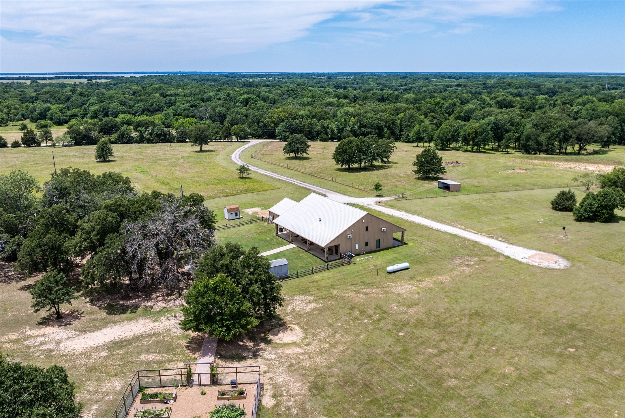 10193 County Road 4240 Property Photo 46