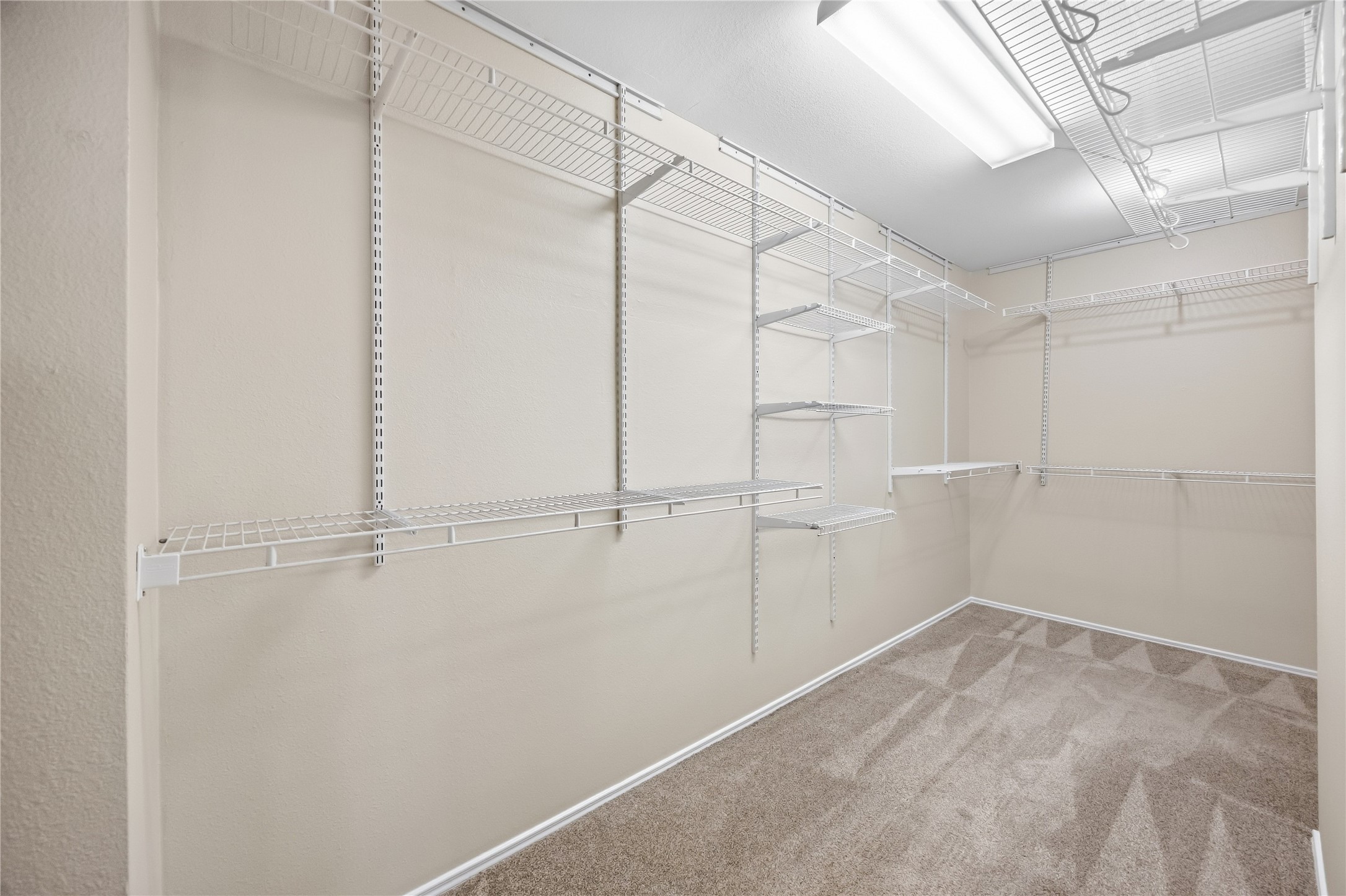 802 Oak West Drive Property Photo 11