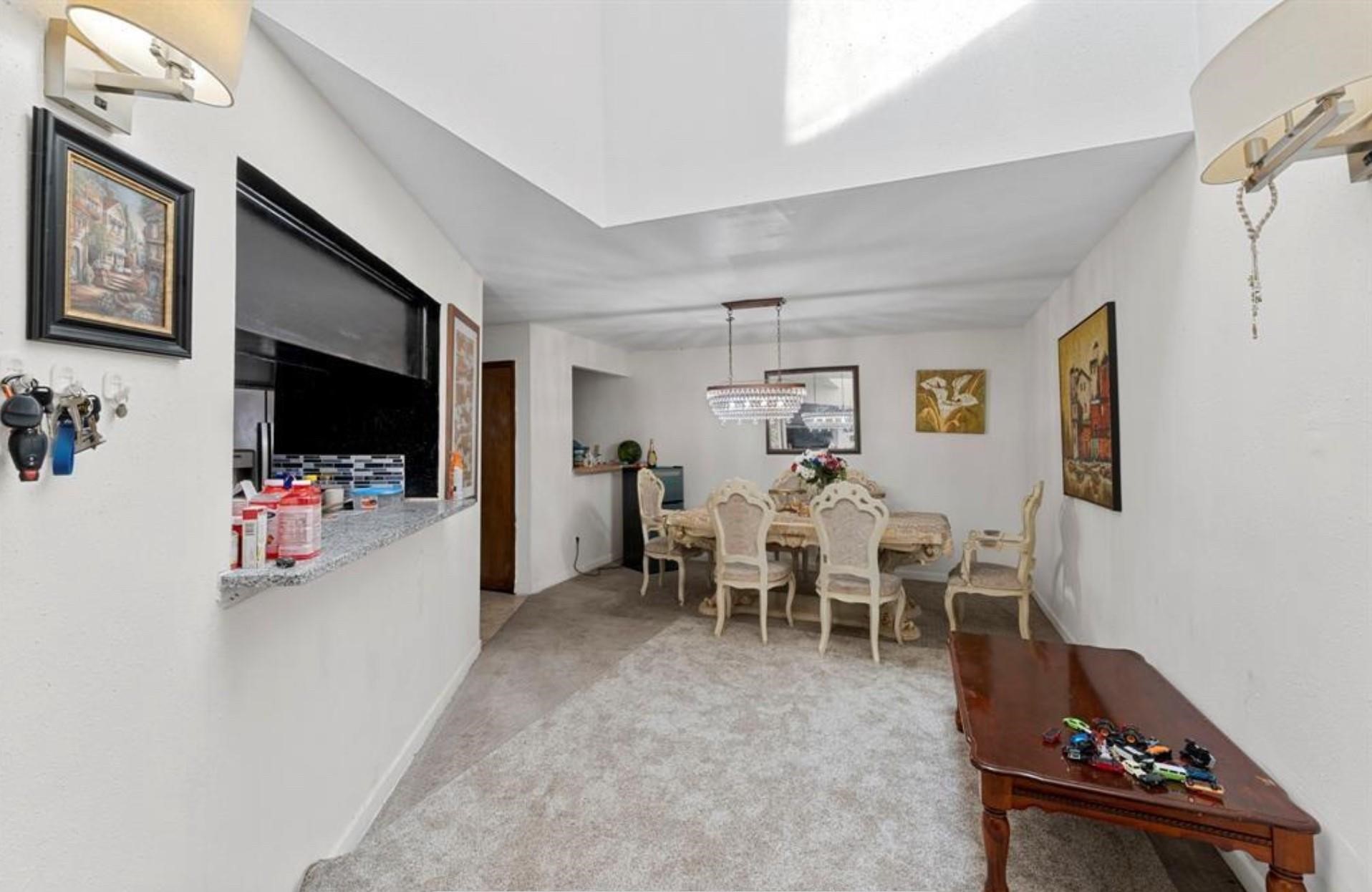 13307 Robinglen Drive Property Photo 3