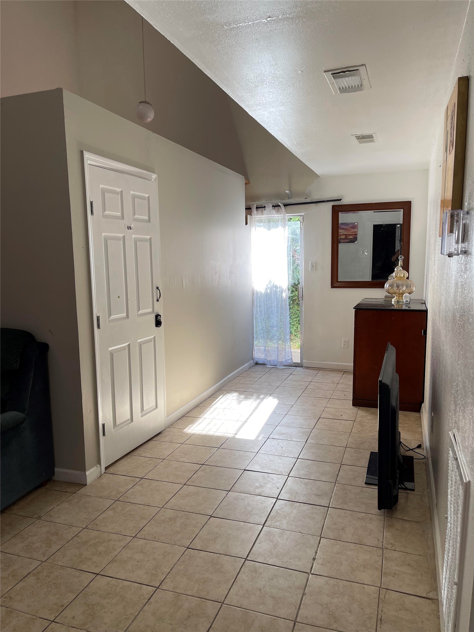 13307 Robinglen Drive Property Photo 8