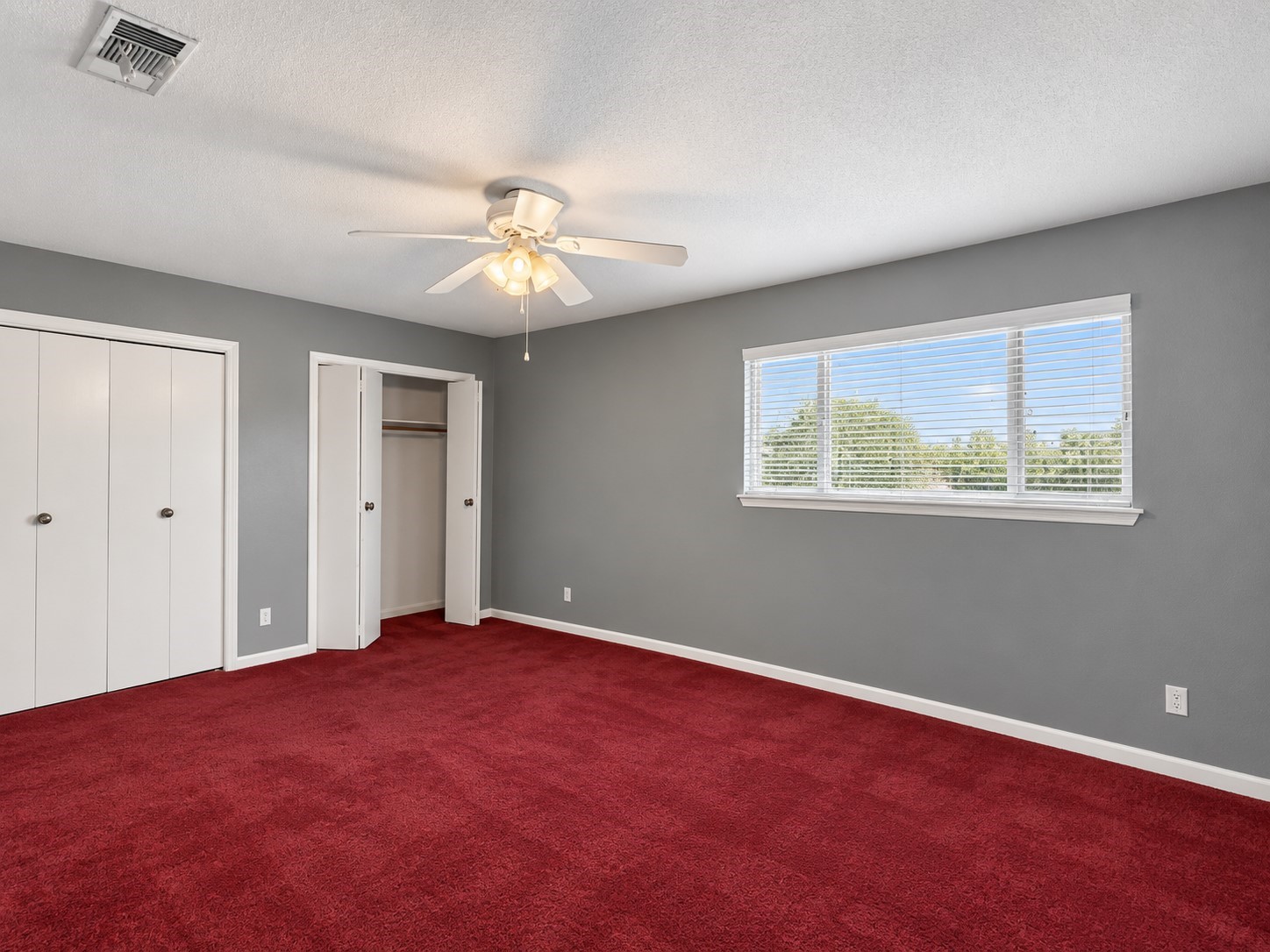 13307 Robinglen Drive Property Photo 9