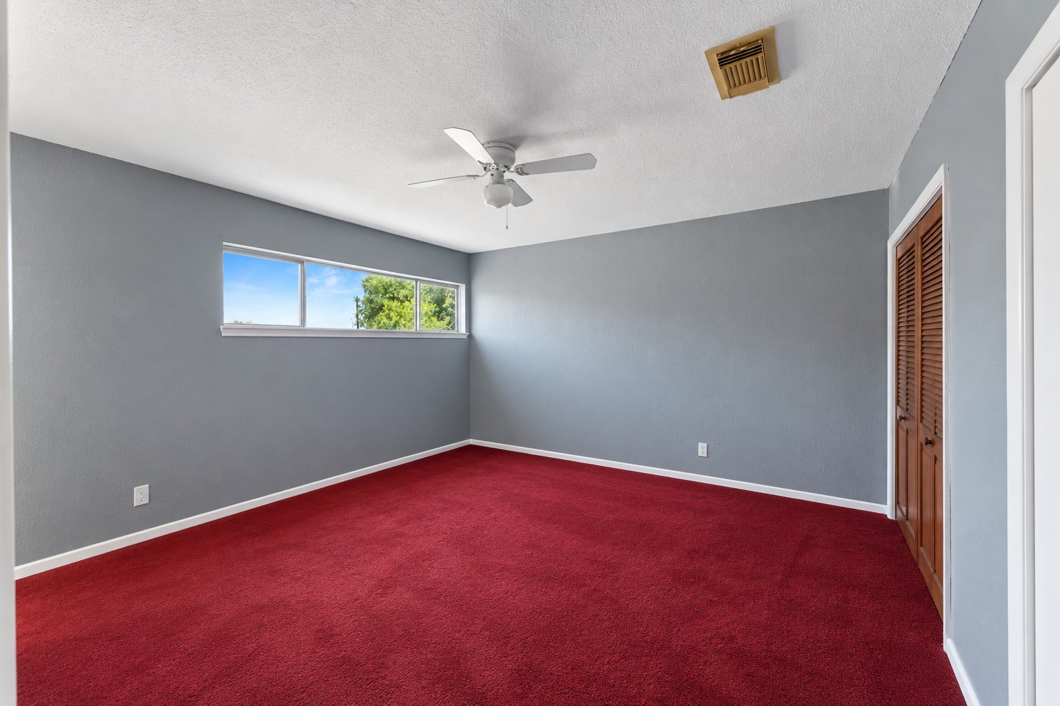 13307 Robinglen Drive Property Photo 14