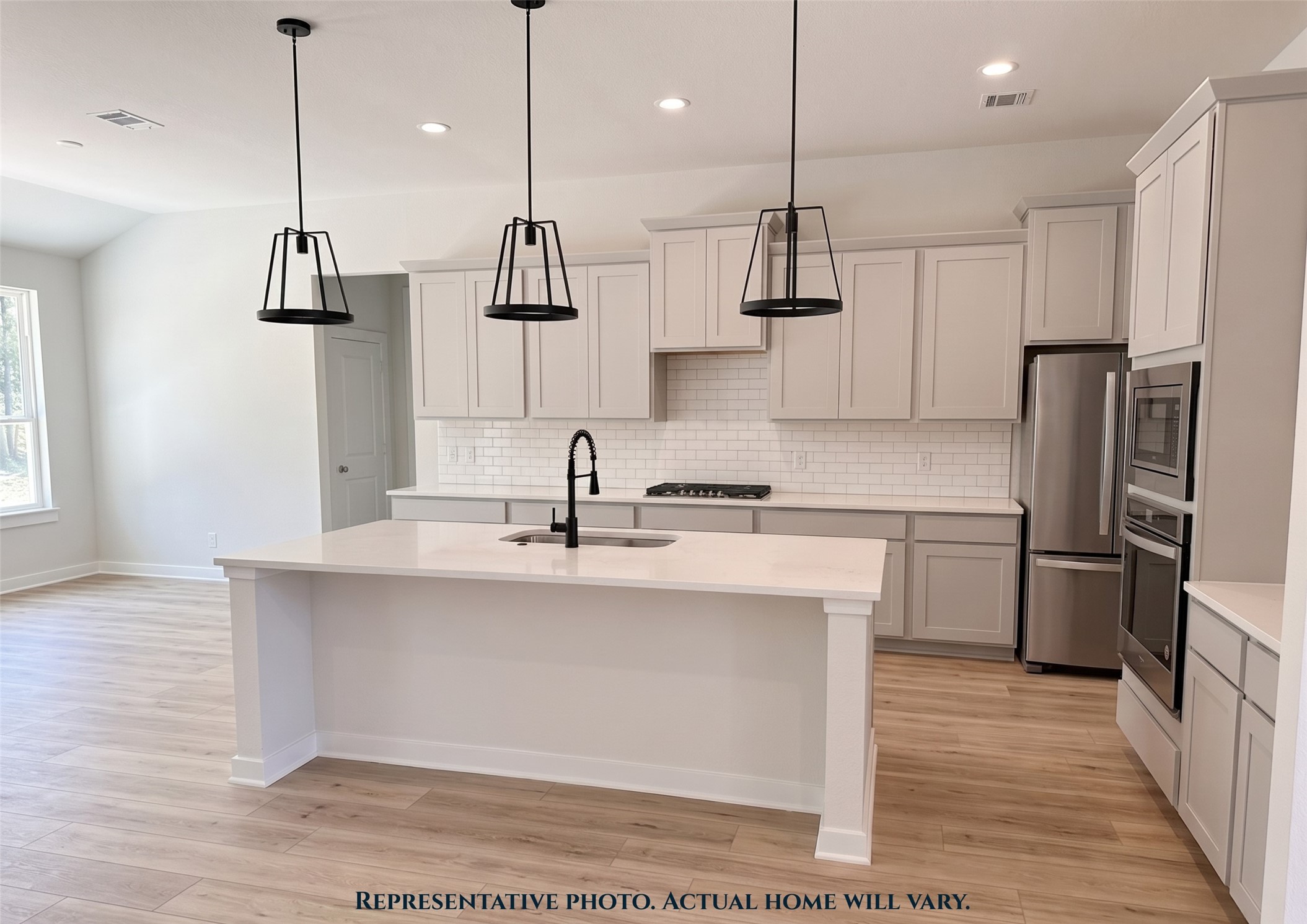 11143 White Rock Road Property Photo 2
