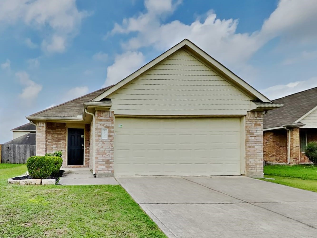 12623 Mountain Daisy Road Property Photo 1