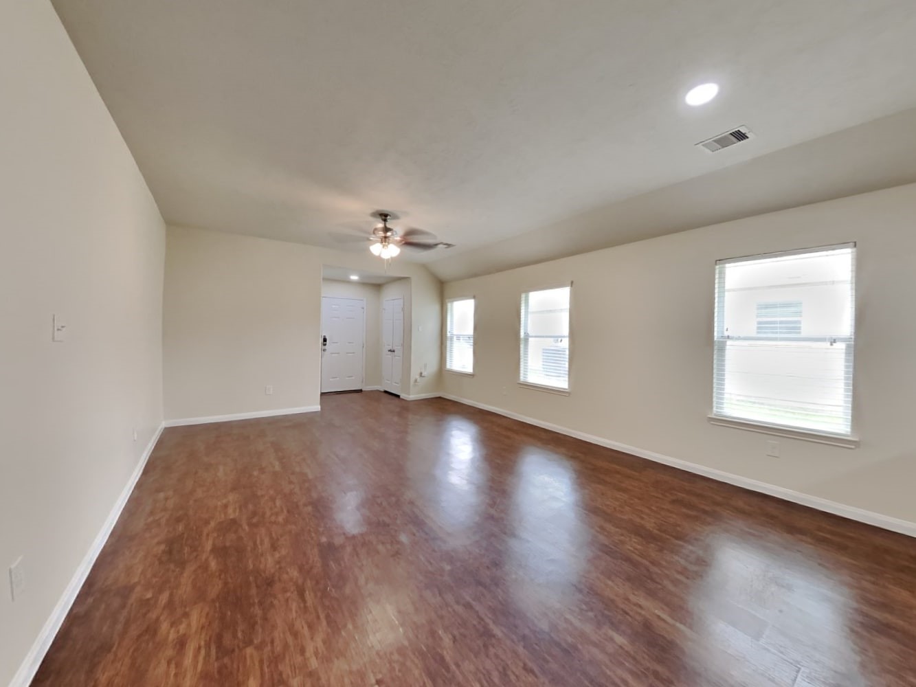 12623 Mountain Daisy Road Property Photo 3