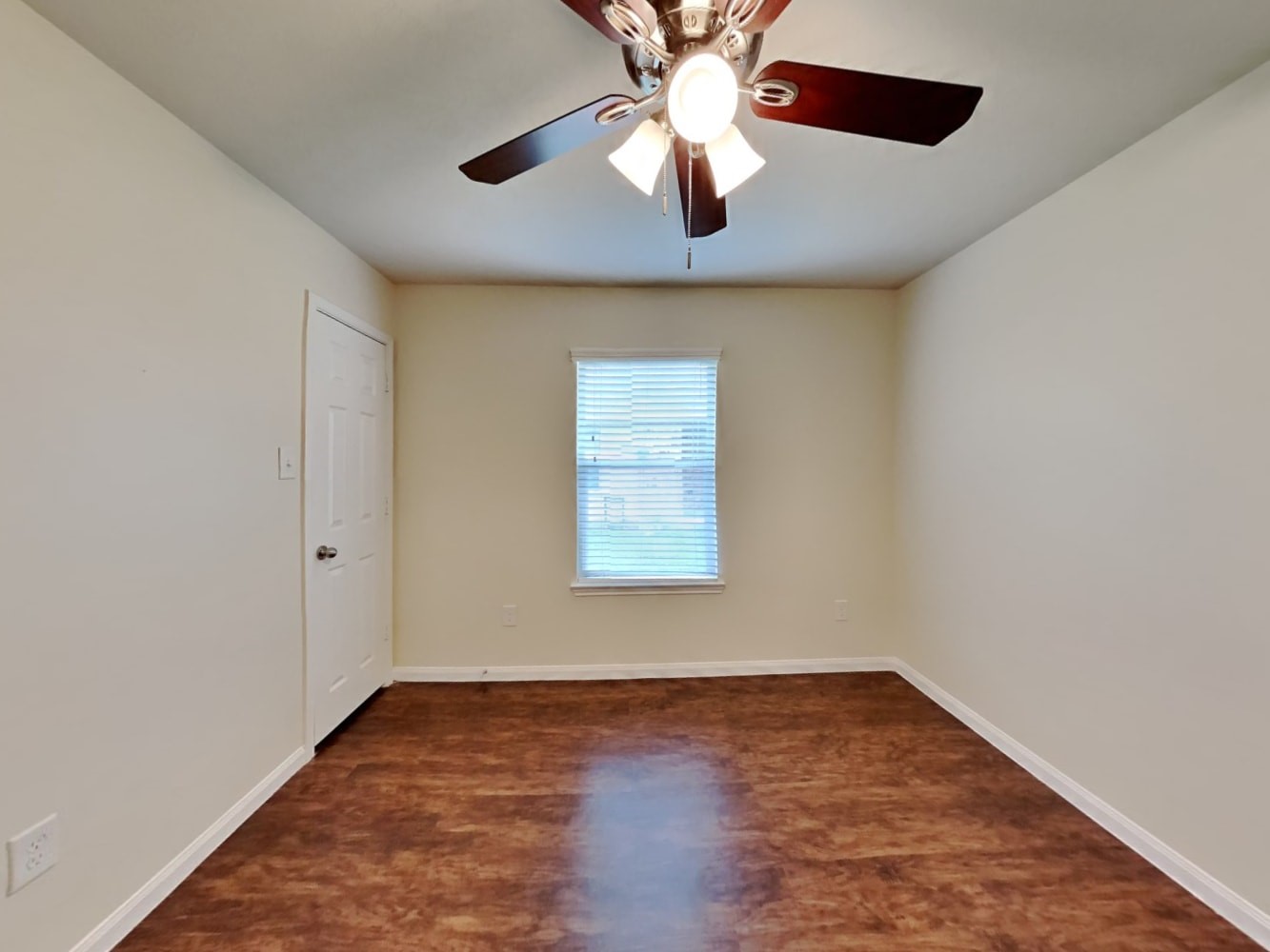 12623 Mountain Daisy Road Property Photo 5