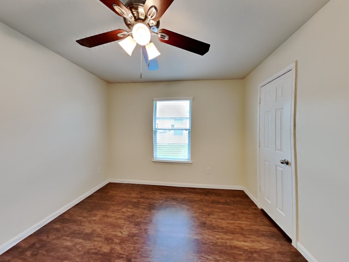 12623 Mountain Daisy Road Property Photo 6