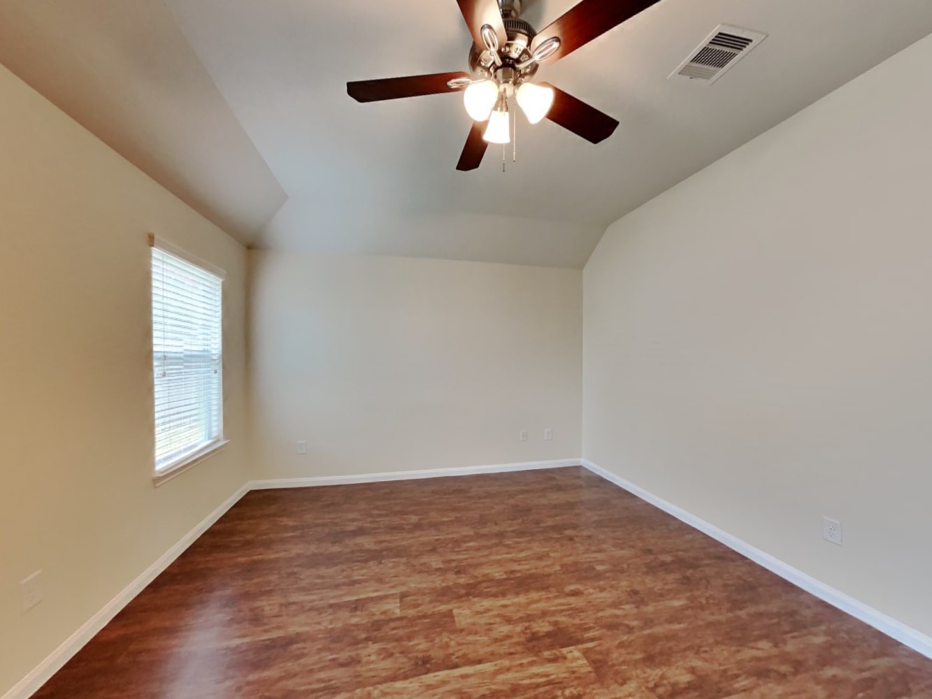 12623 Mountain Daisy Road Property Photo 7