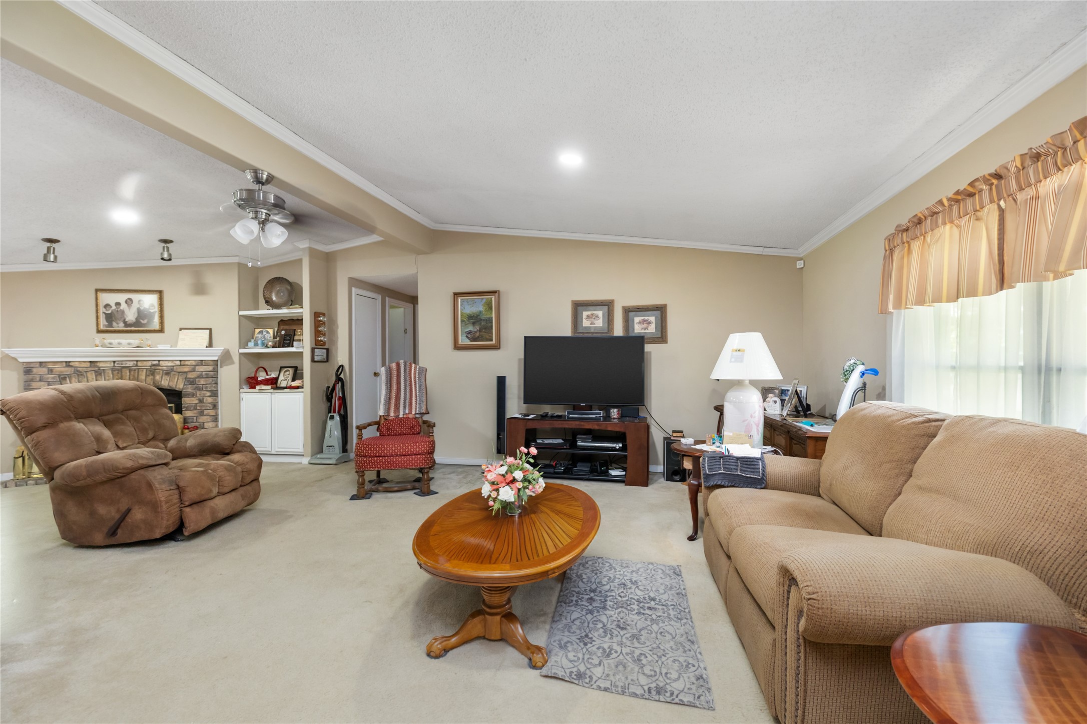 18798 S Rayburn Drive Property Photo 5