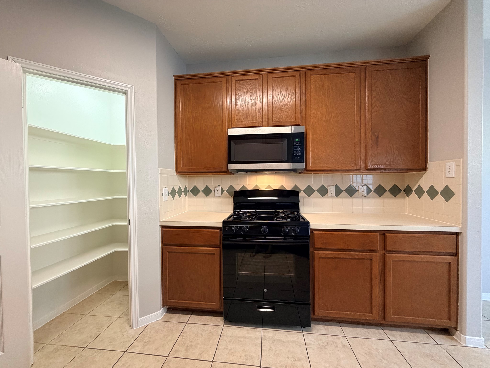 4531 Park Trail Lane Property Photo 15