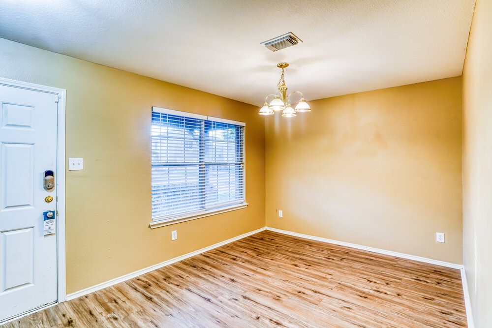 8223 Wainwright Way Property Photo 6