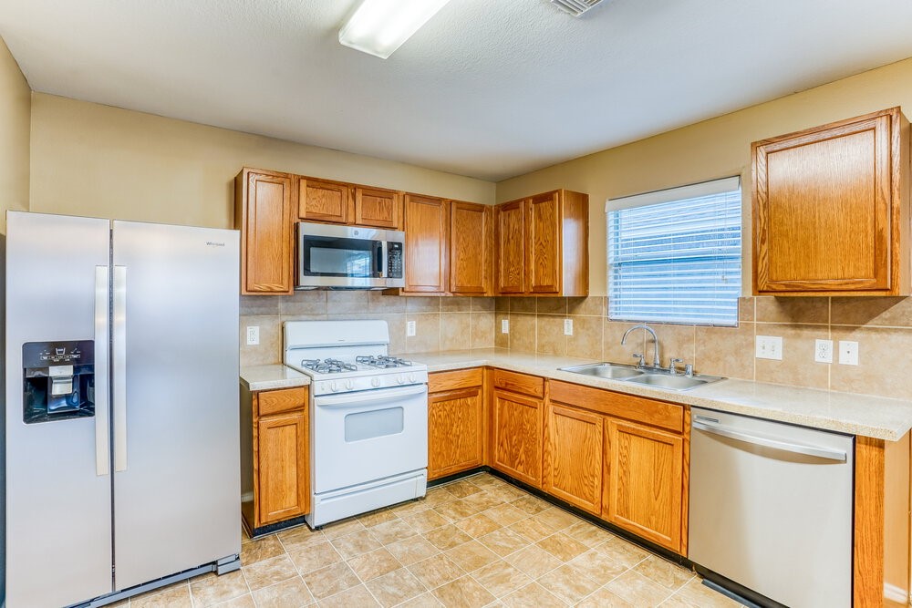 8223 Wainwright Way Property Photo 8