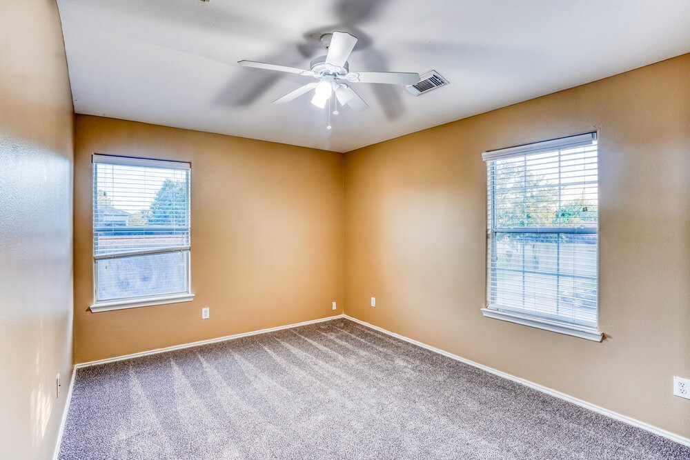 8223 Wainwright Way Property Photo 15