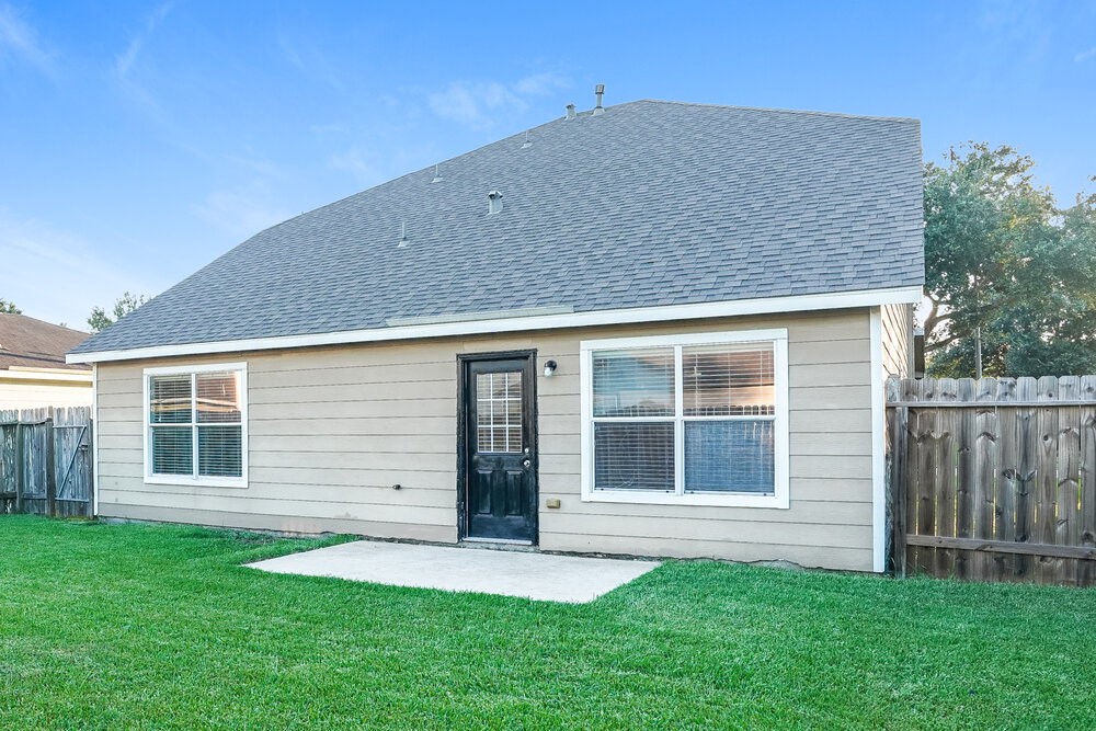8223 Wainwright Way Property Photo 17