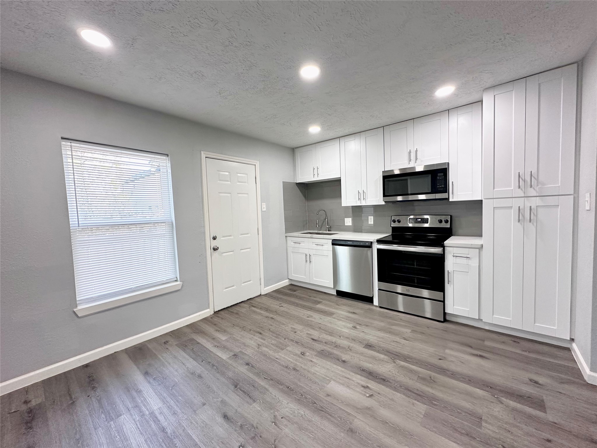 6611 Conley Street Property Photo 3