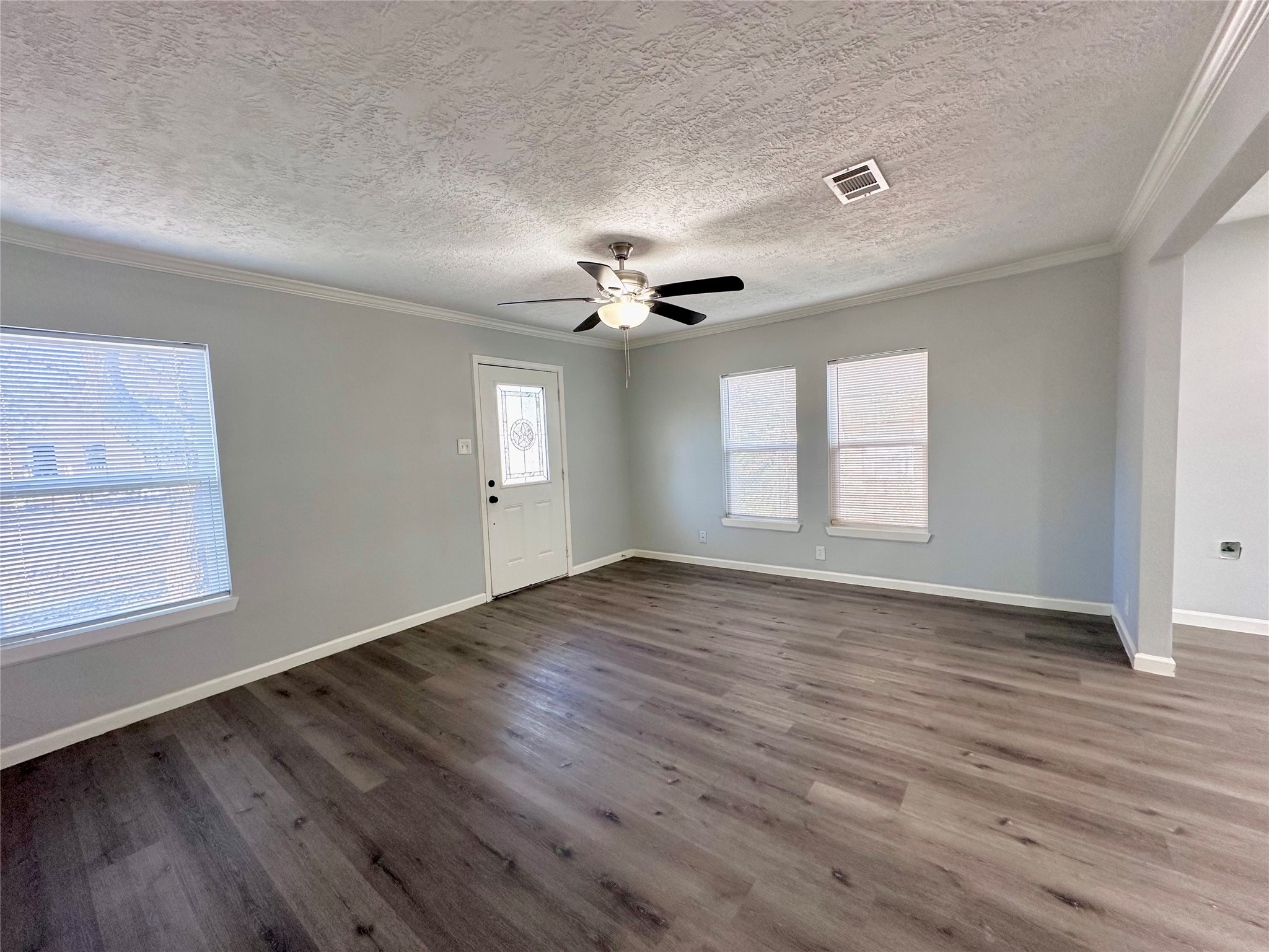 6611 Conley Street Property Photo 4