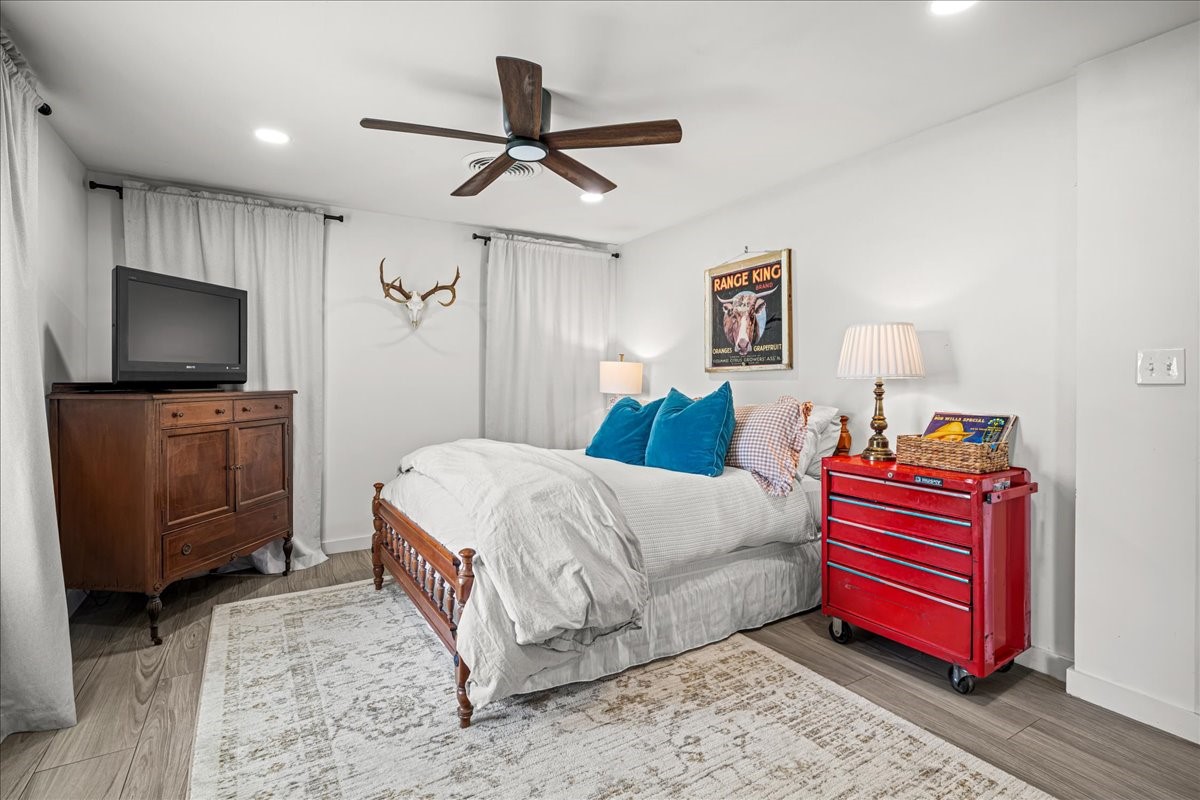 4228 Fm 390 Road W Property Photo 16