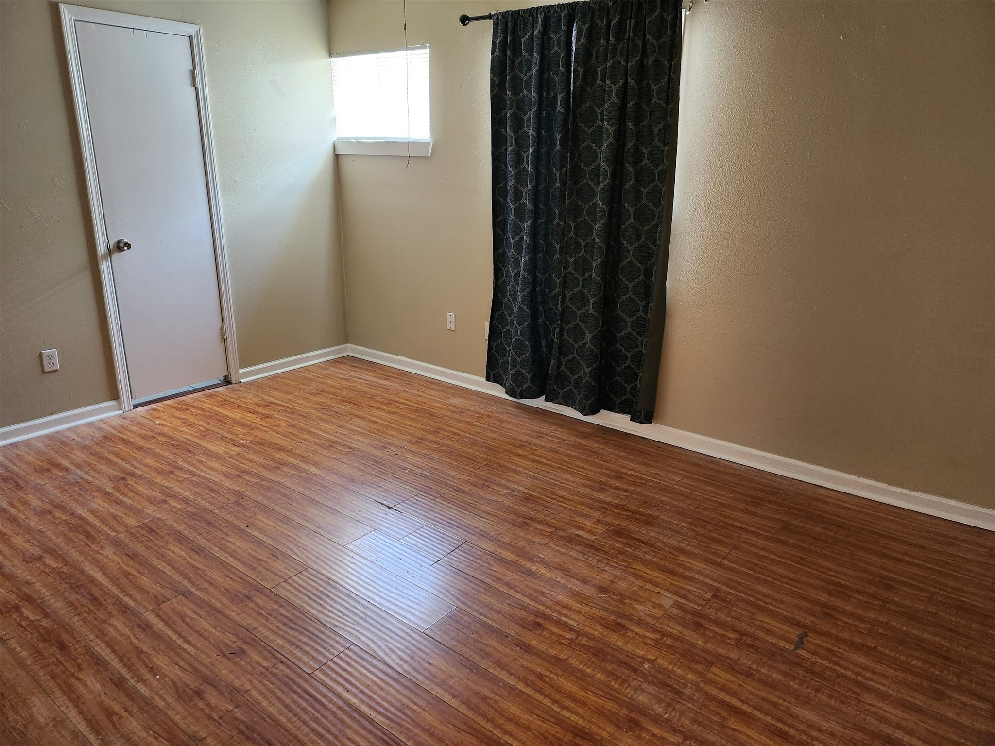 4515 White Rock Street Property Photo 7