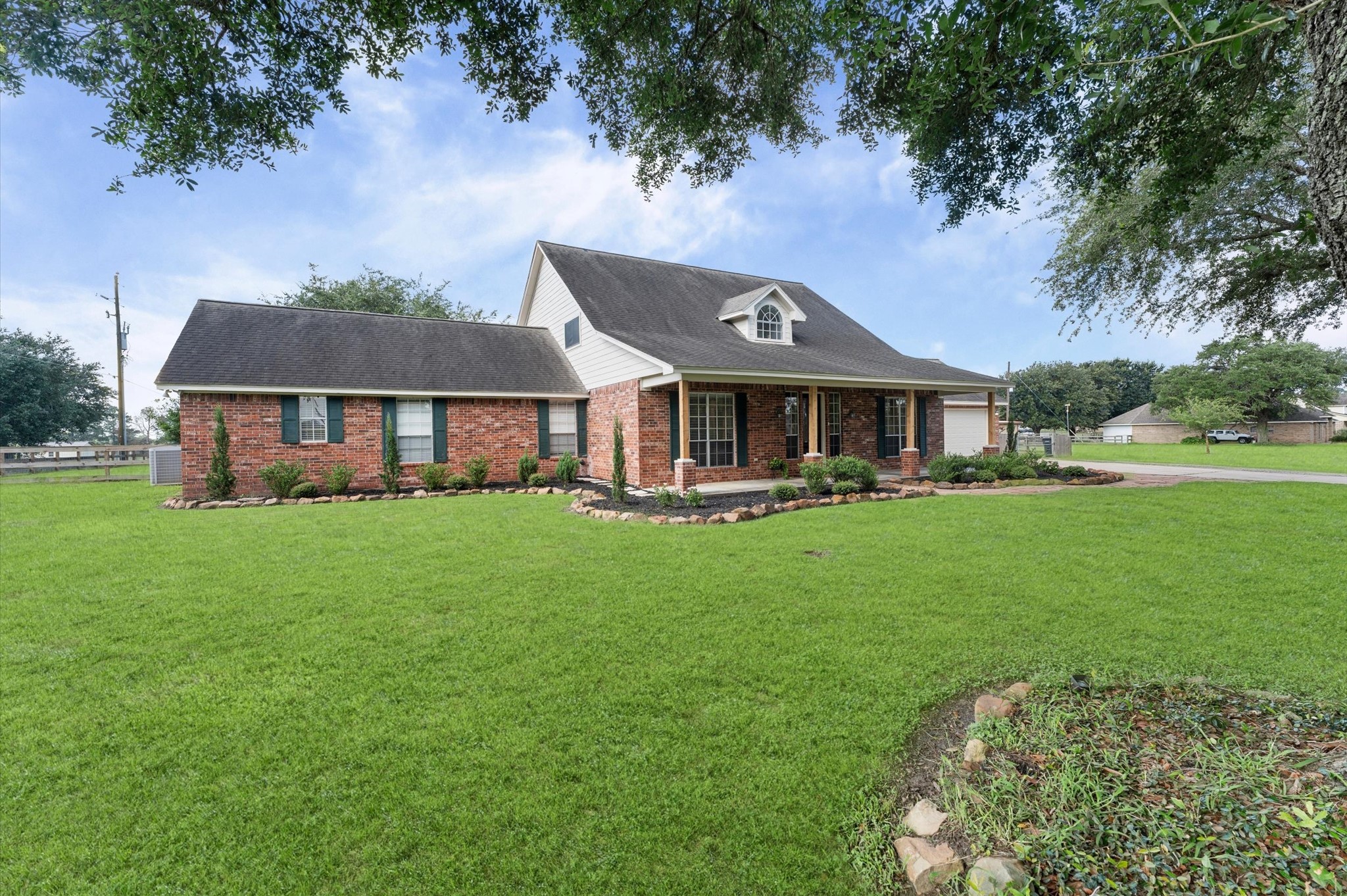 33014 Grove Park Drive Property Photo 2