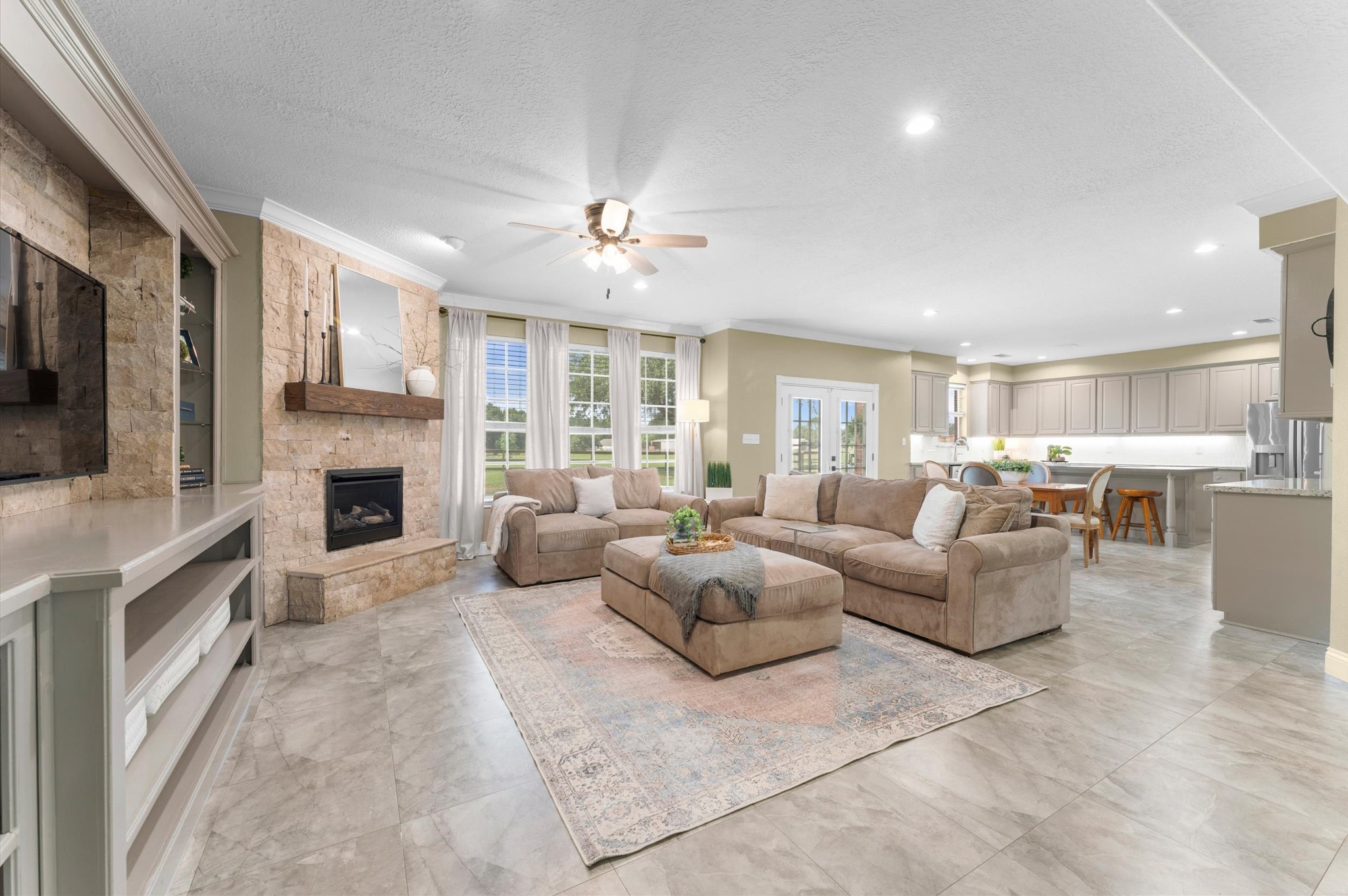 33014 Grove Park Drive Property Photo 8