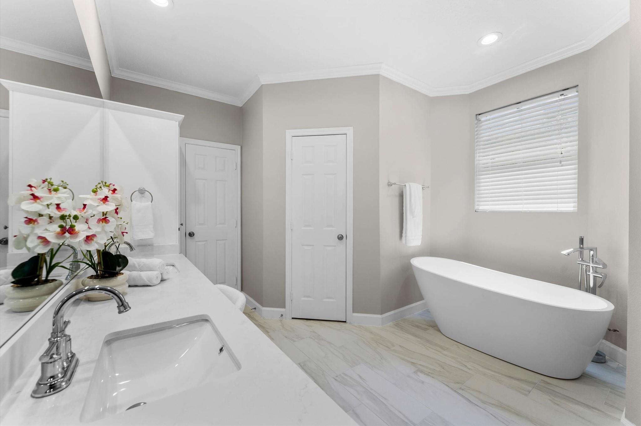 33014 Grove Park Drive Property Photo 20