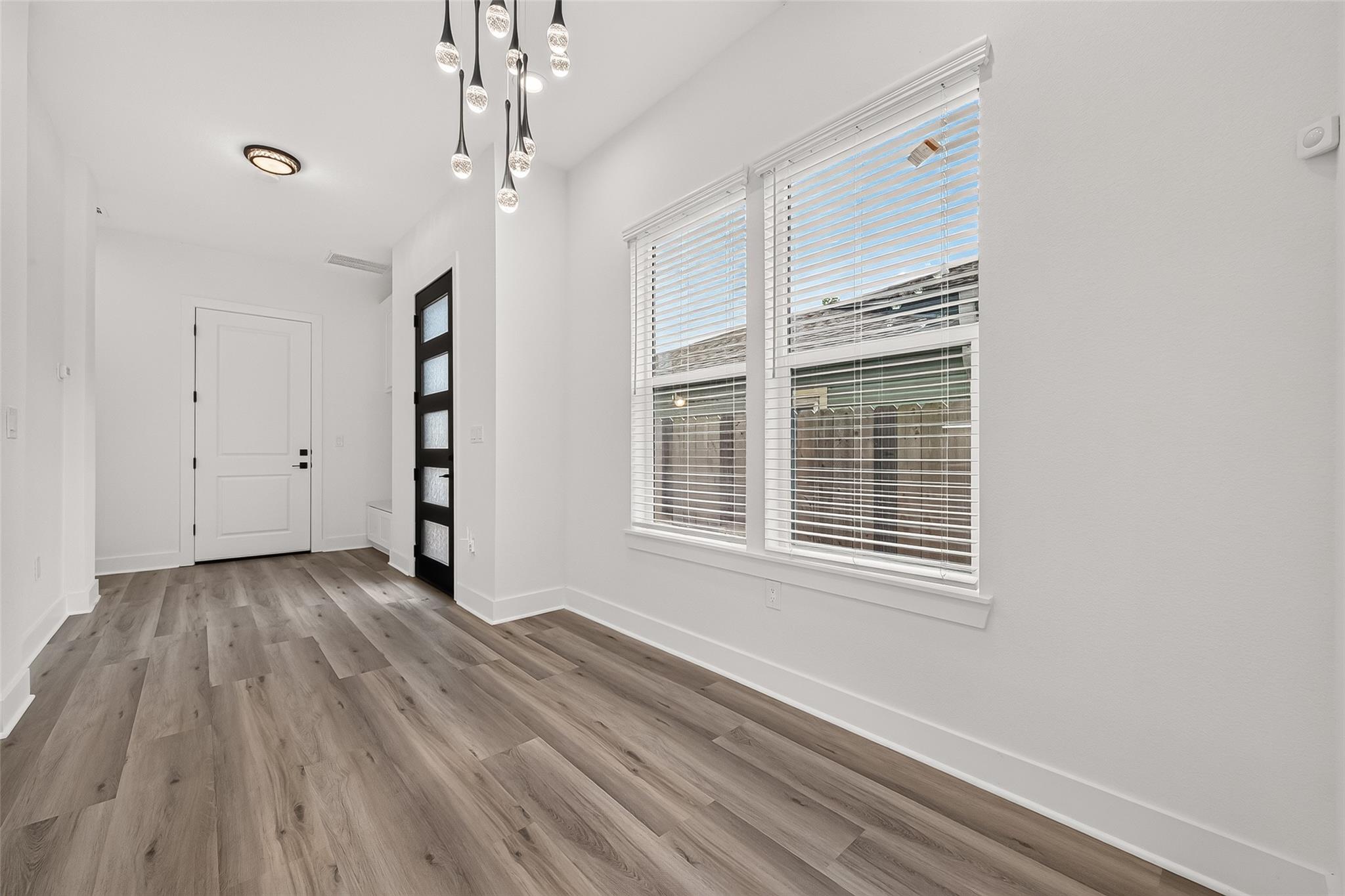 6723 Burkett Street Property Photo 5