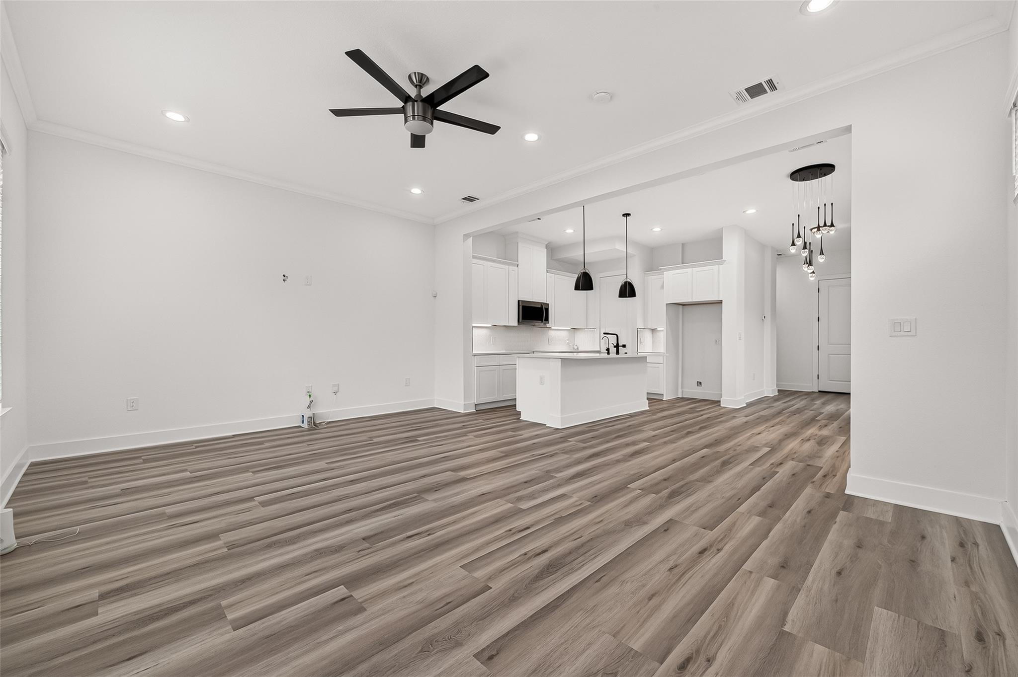 6723 Burkett Street Property Photo 10