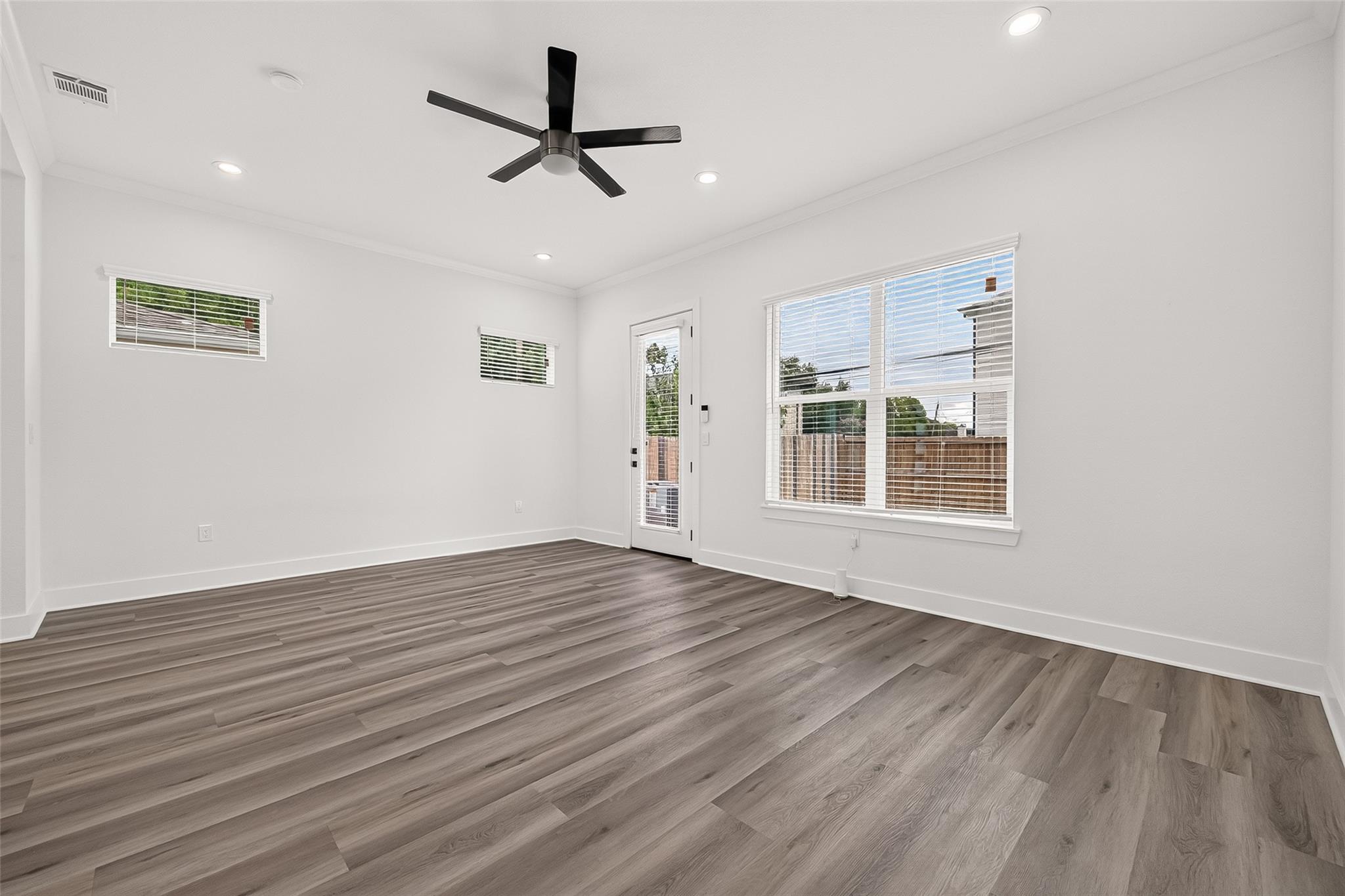 6723 Burkett Street Property Photo 18