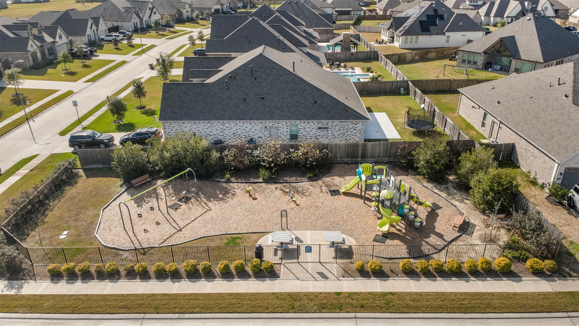 11802 Autumn Leaf Drive Property Photo 35
