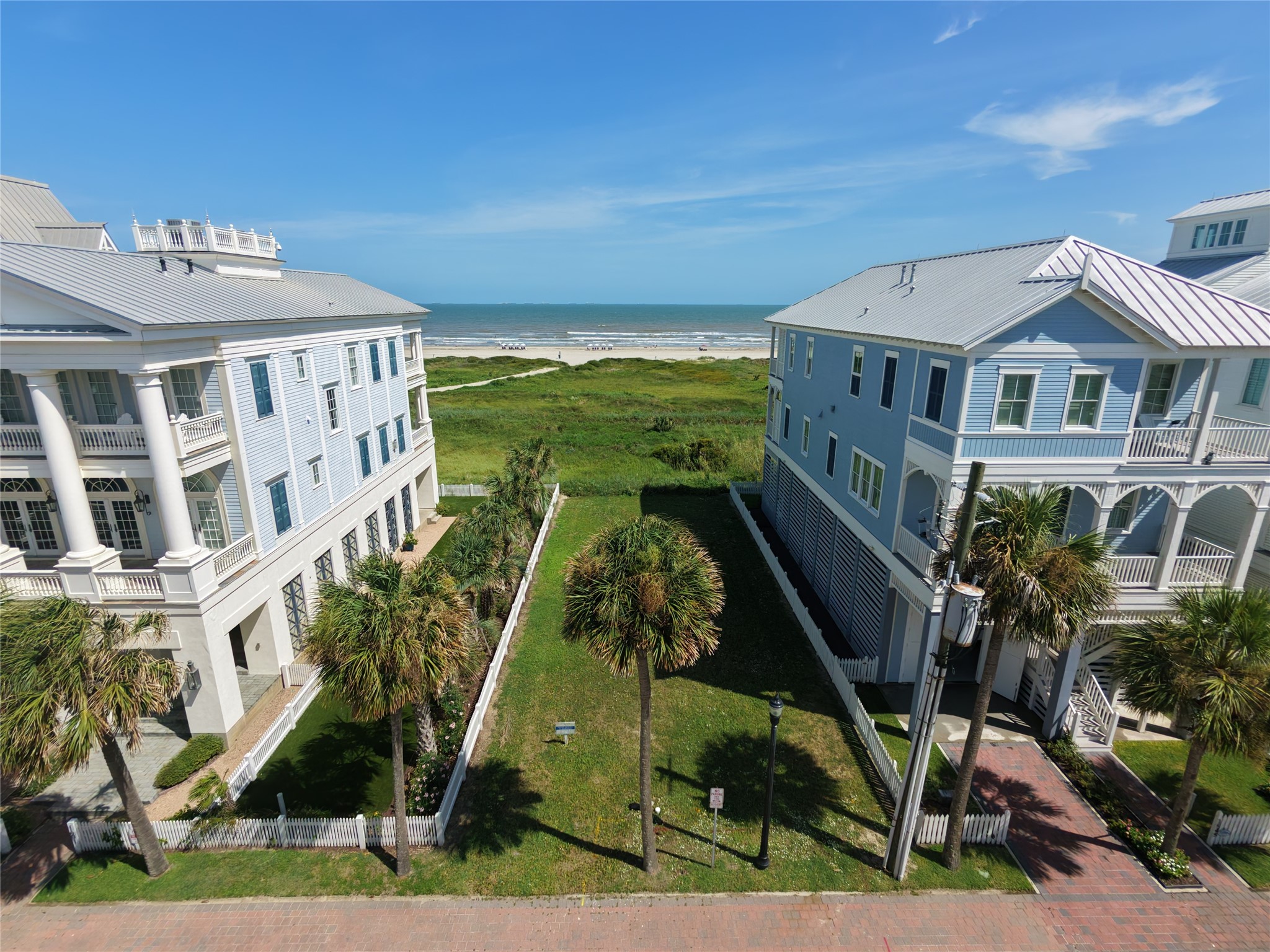 1553 Seaside Drive Property Photo 5