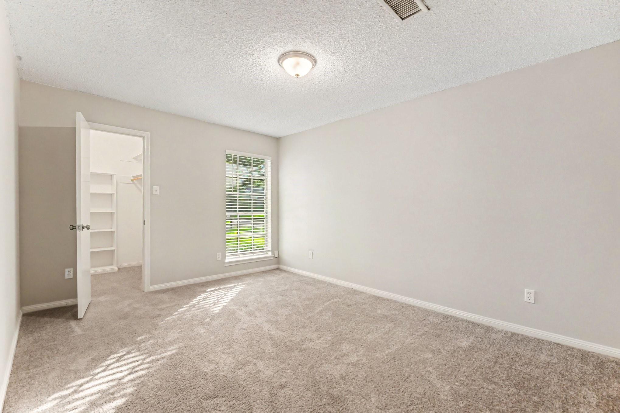 12614 Rocky Hill Drive Property Photo 15