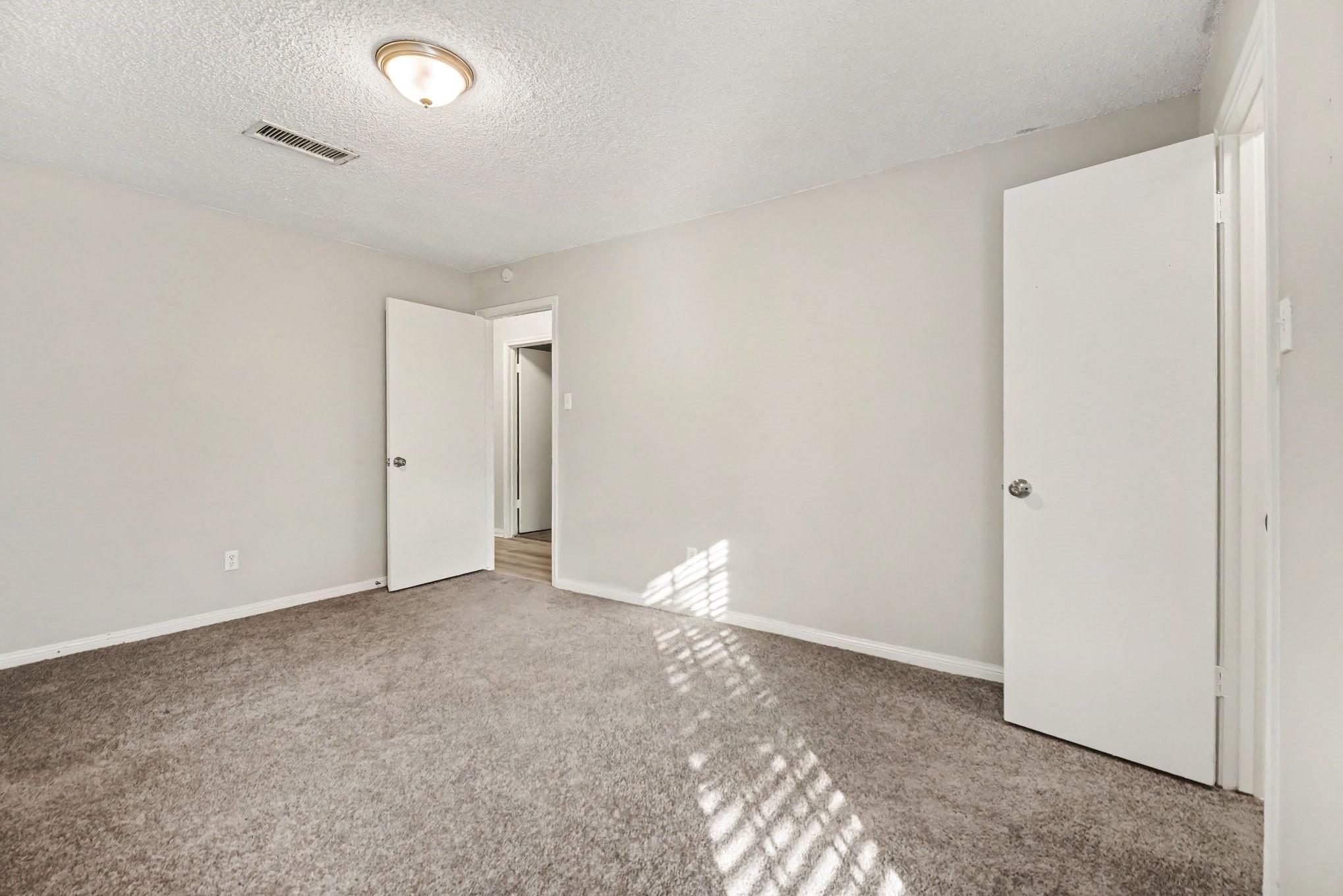 12614 Rocky Hill Drive Property Photo 23