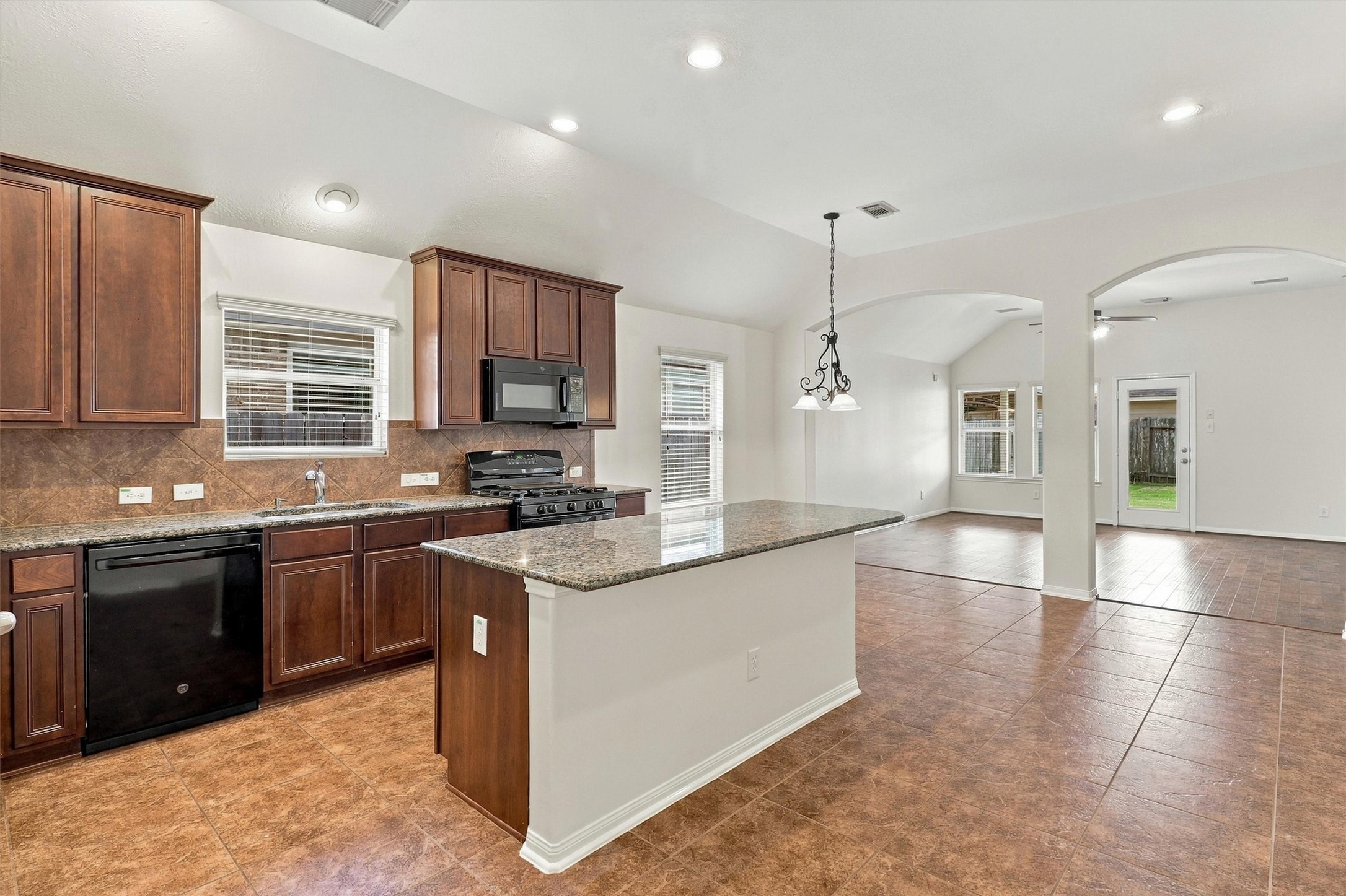 26327 Christen Canyon Lane Property Photo 10