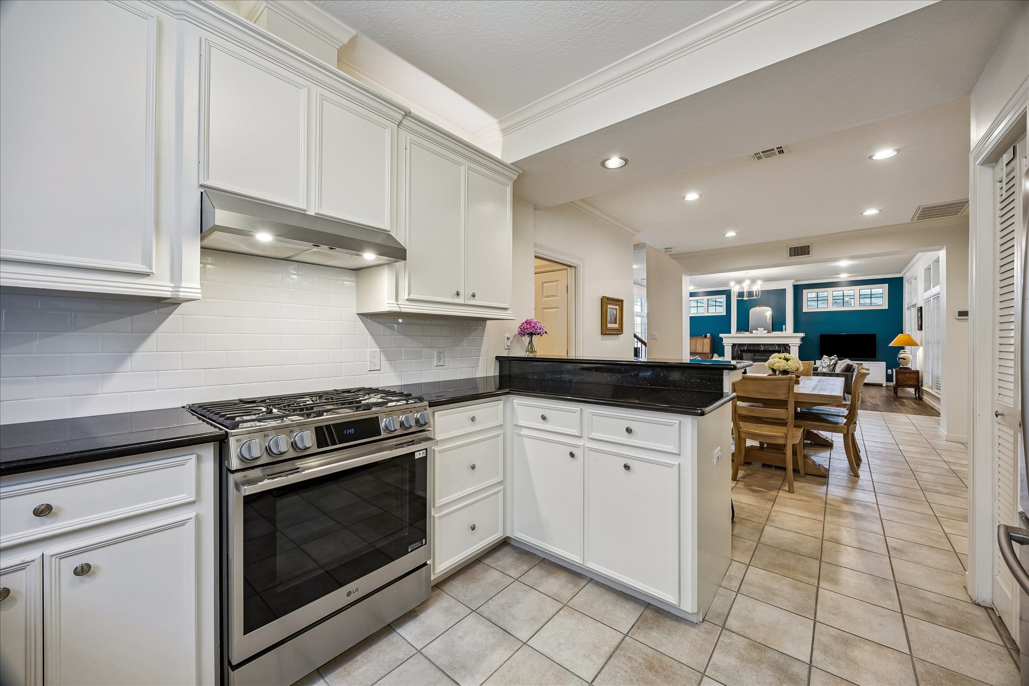 5108 Aspen Street Property Photo 10