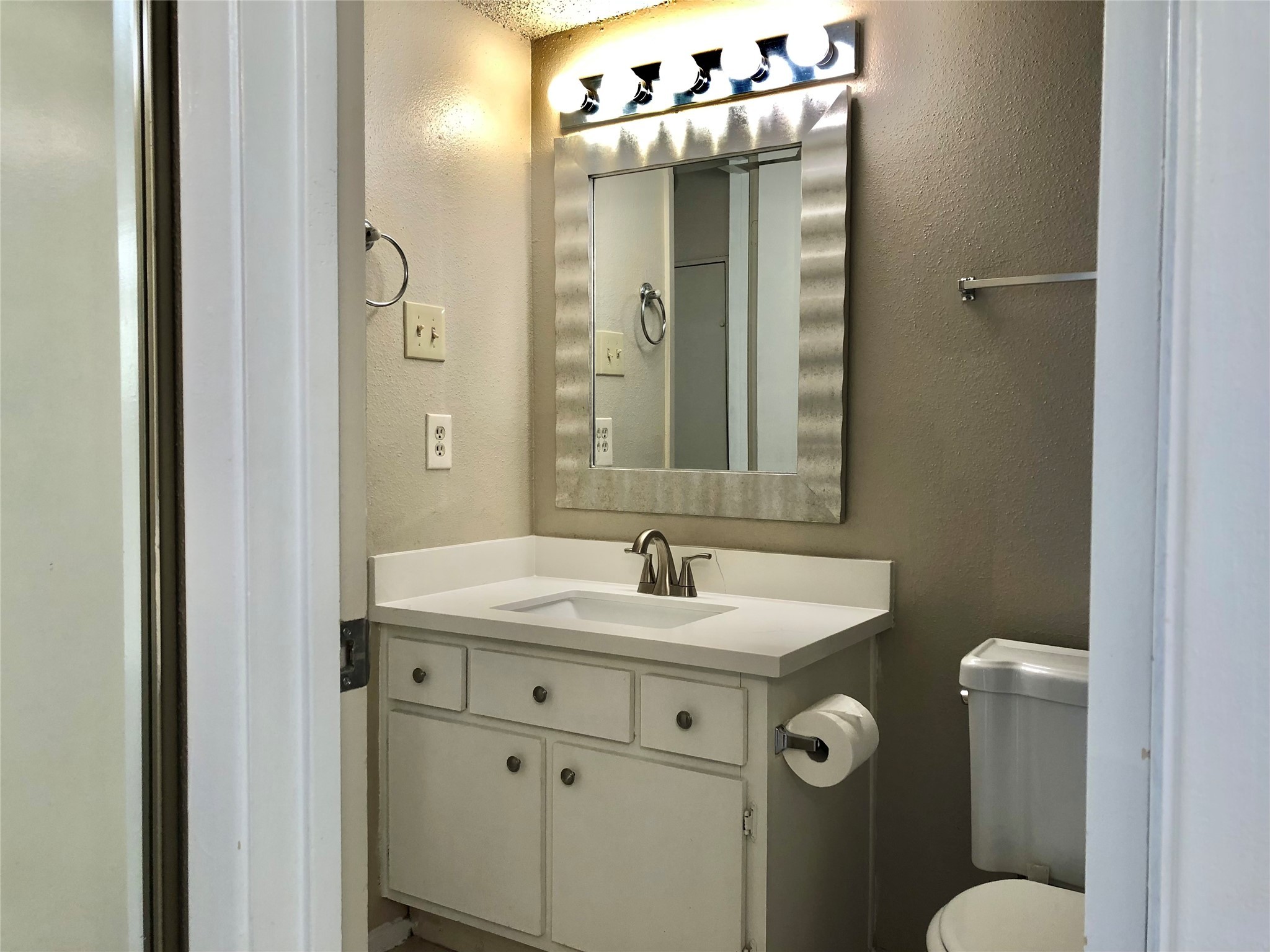 2611 Grants Lake Boulevard 204 Property Photo 19