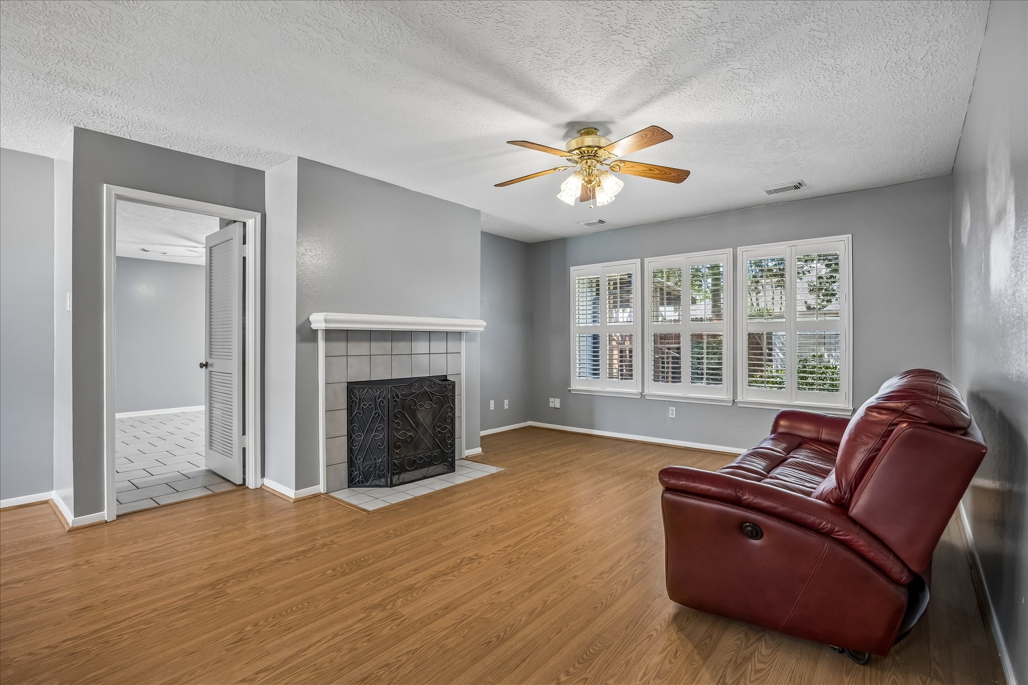 4618 Kimball Drive Property Photo 8