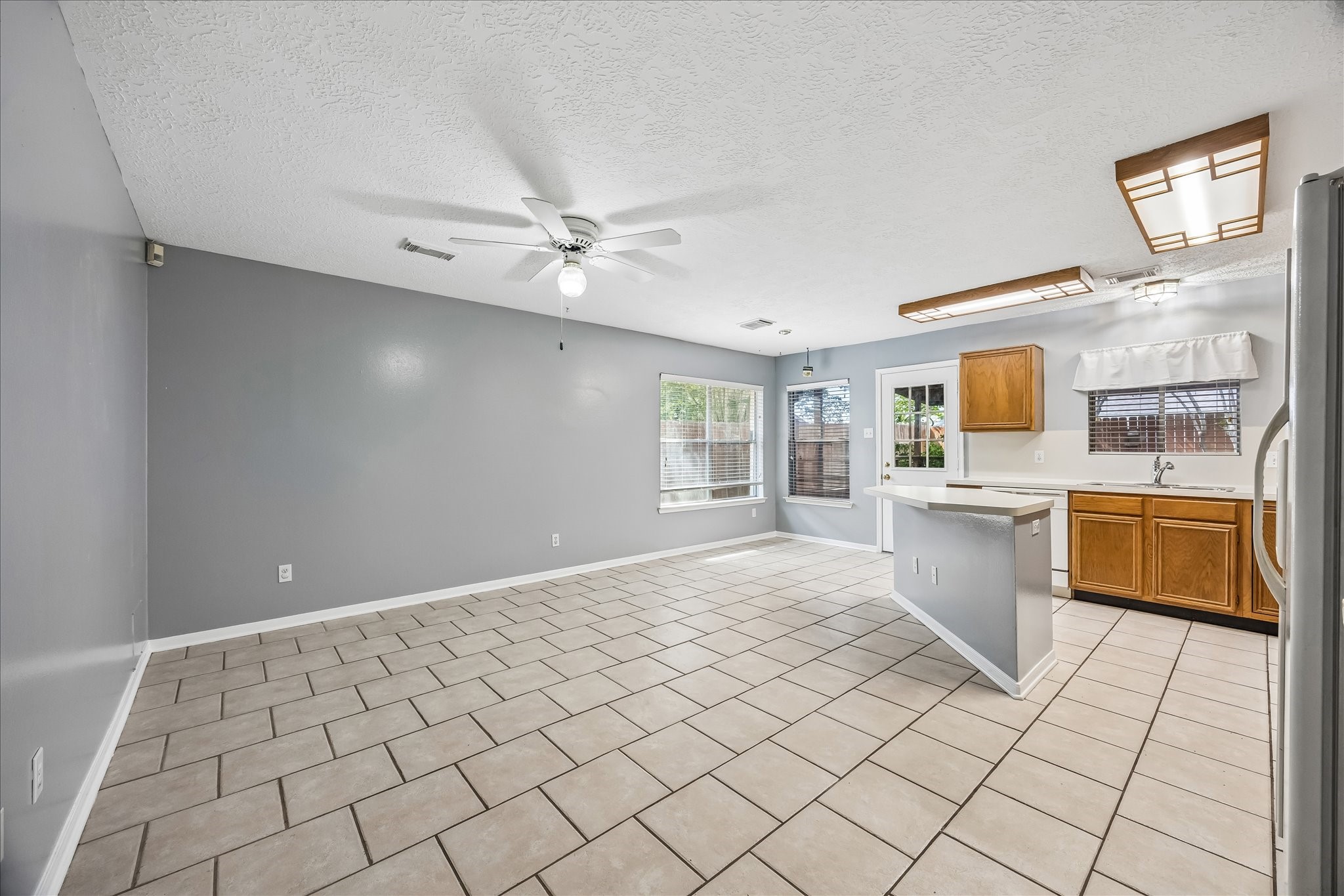 4618 Kimball Drive Property Photo 10
