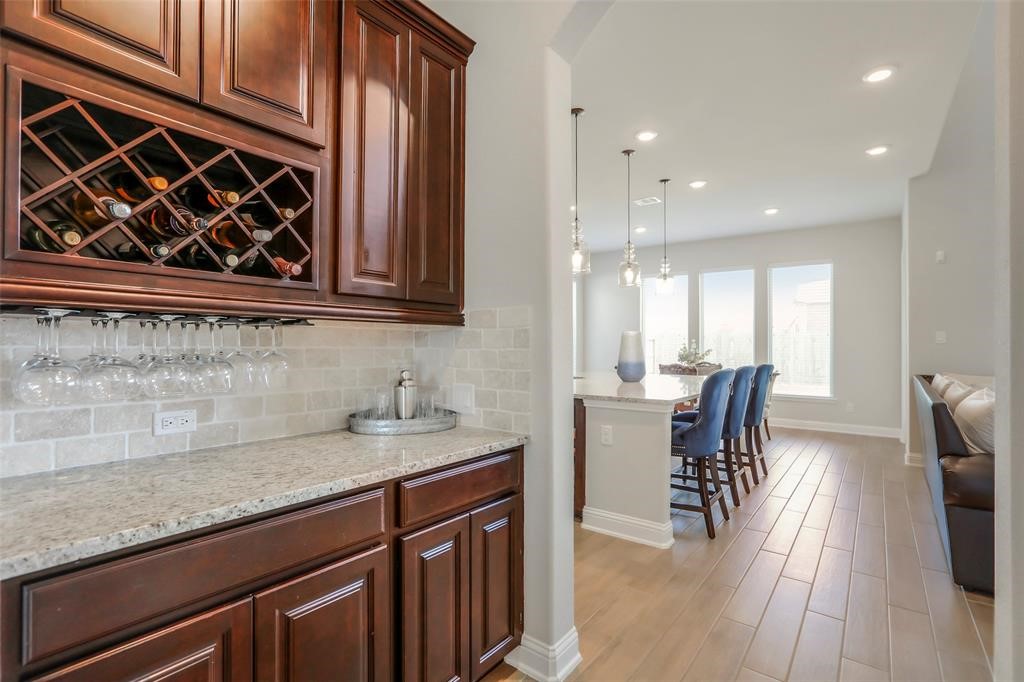 1815 Carriage Oaks Ln Property Photo 14