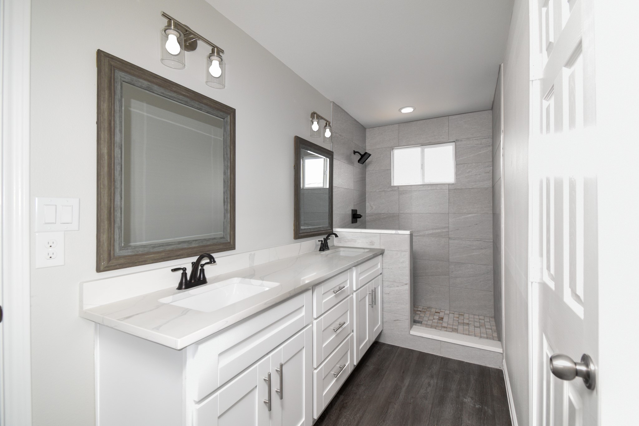 4719 19th Street D Property Photo 17