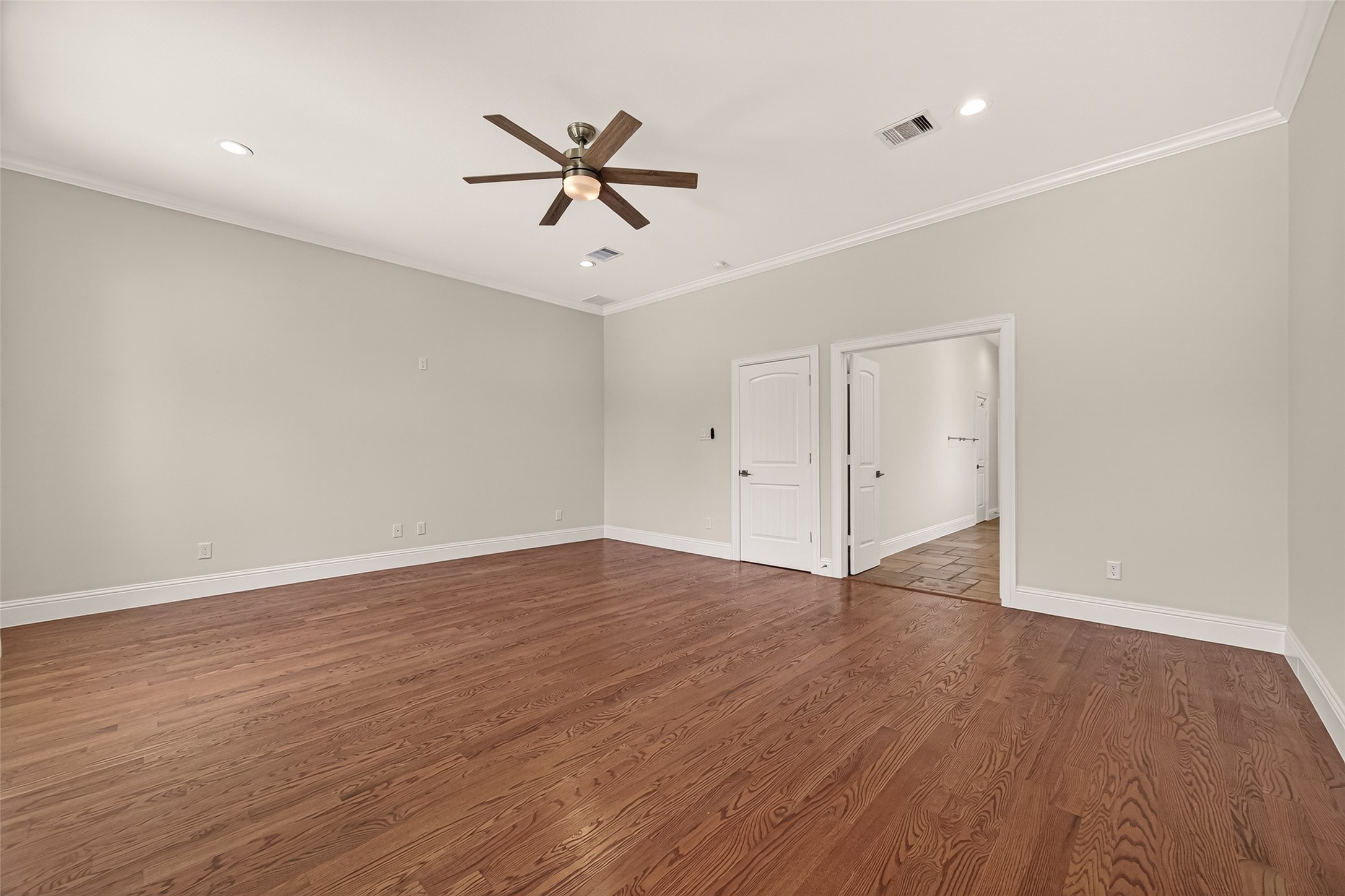 2211 Silverbonnet Street Property Photo 29
