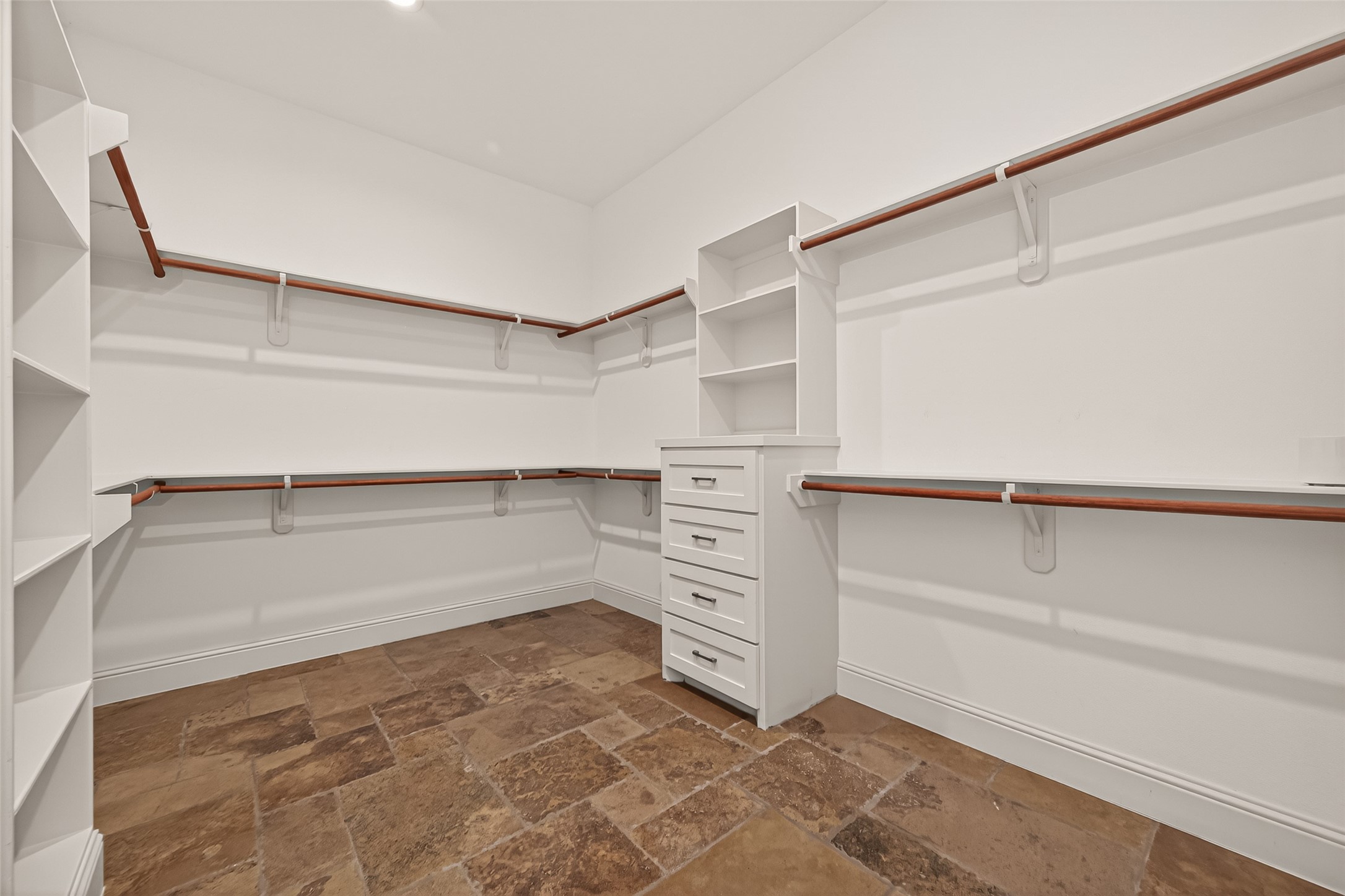 2211 Silverbonnet Street Property Photo 30