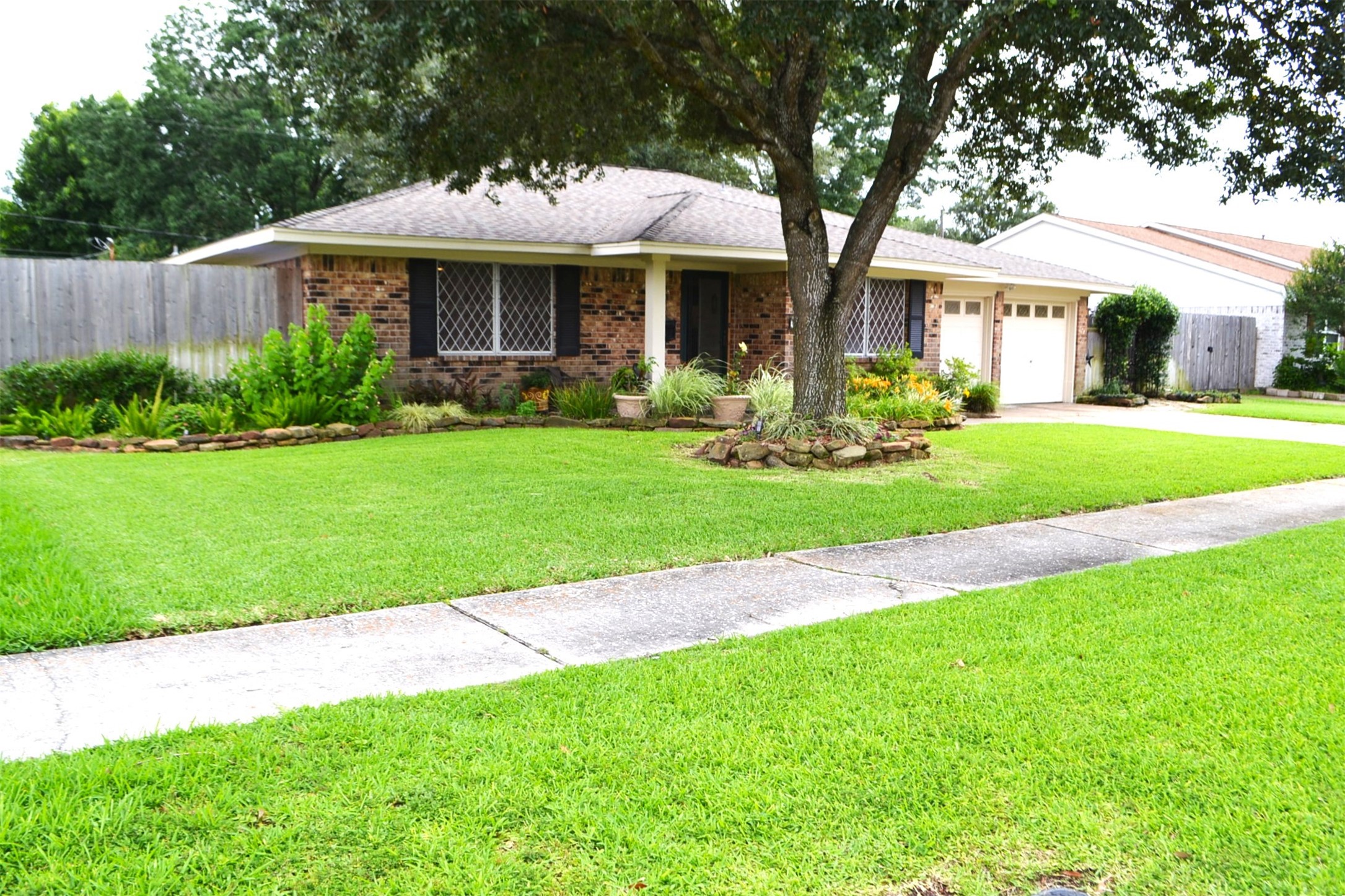 610 E X Street Property Photo 2