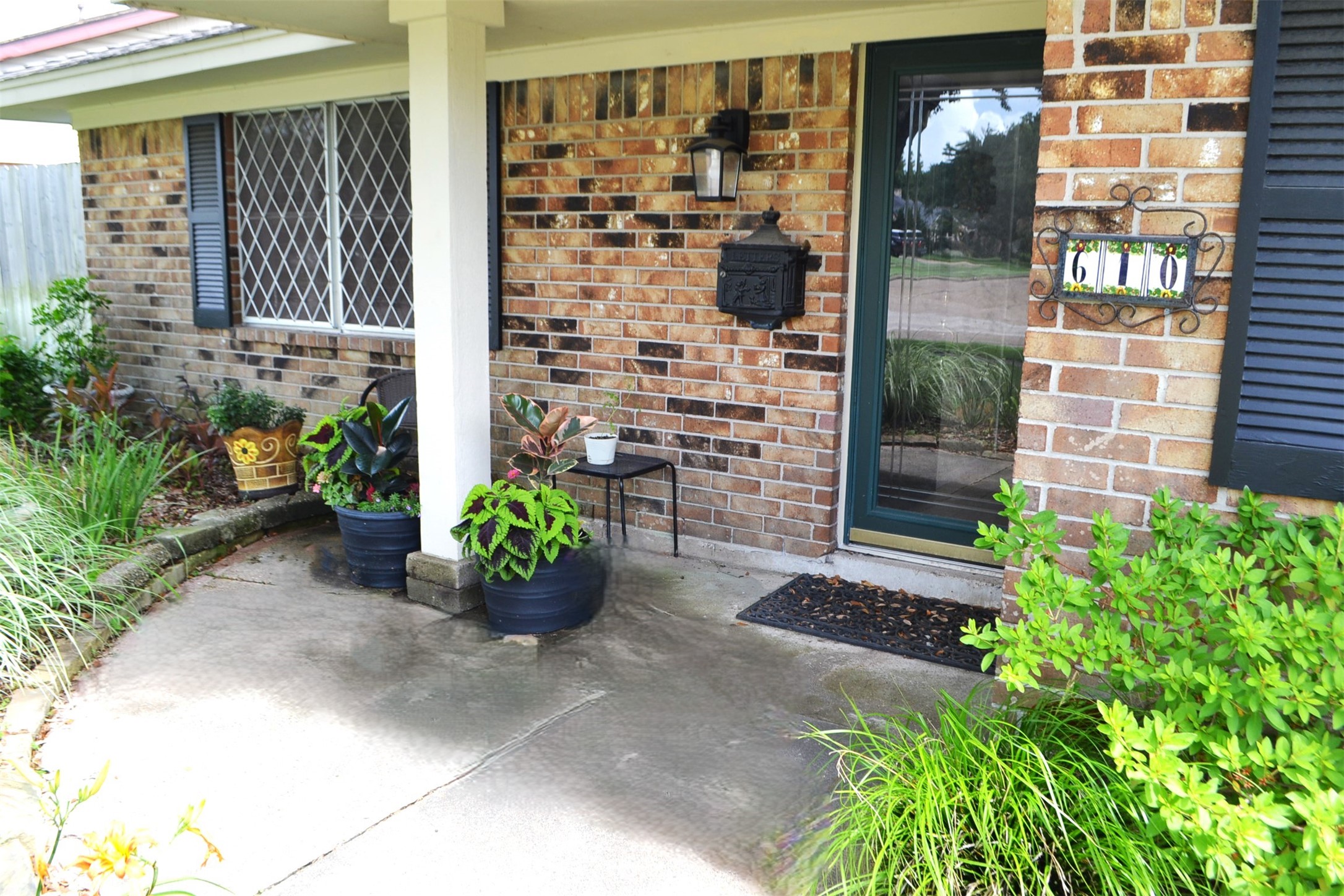 610 E X Street Property Photo 5