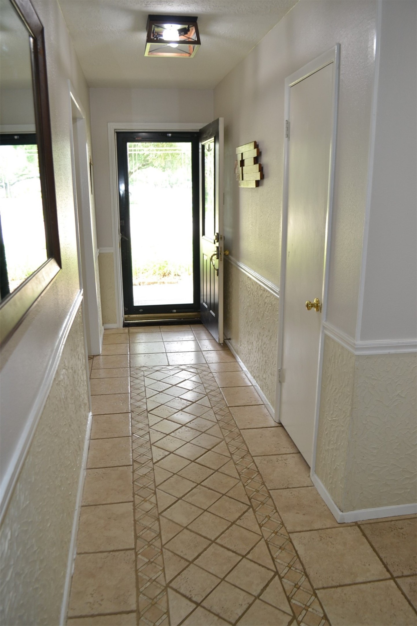 610 E X Street Property Photo 6