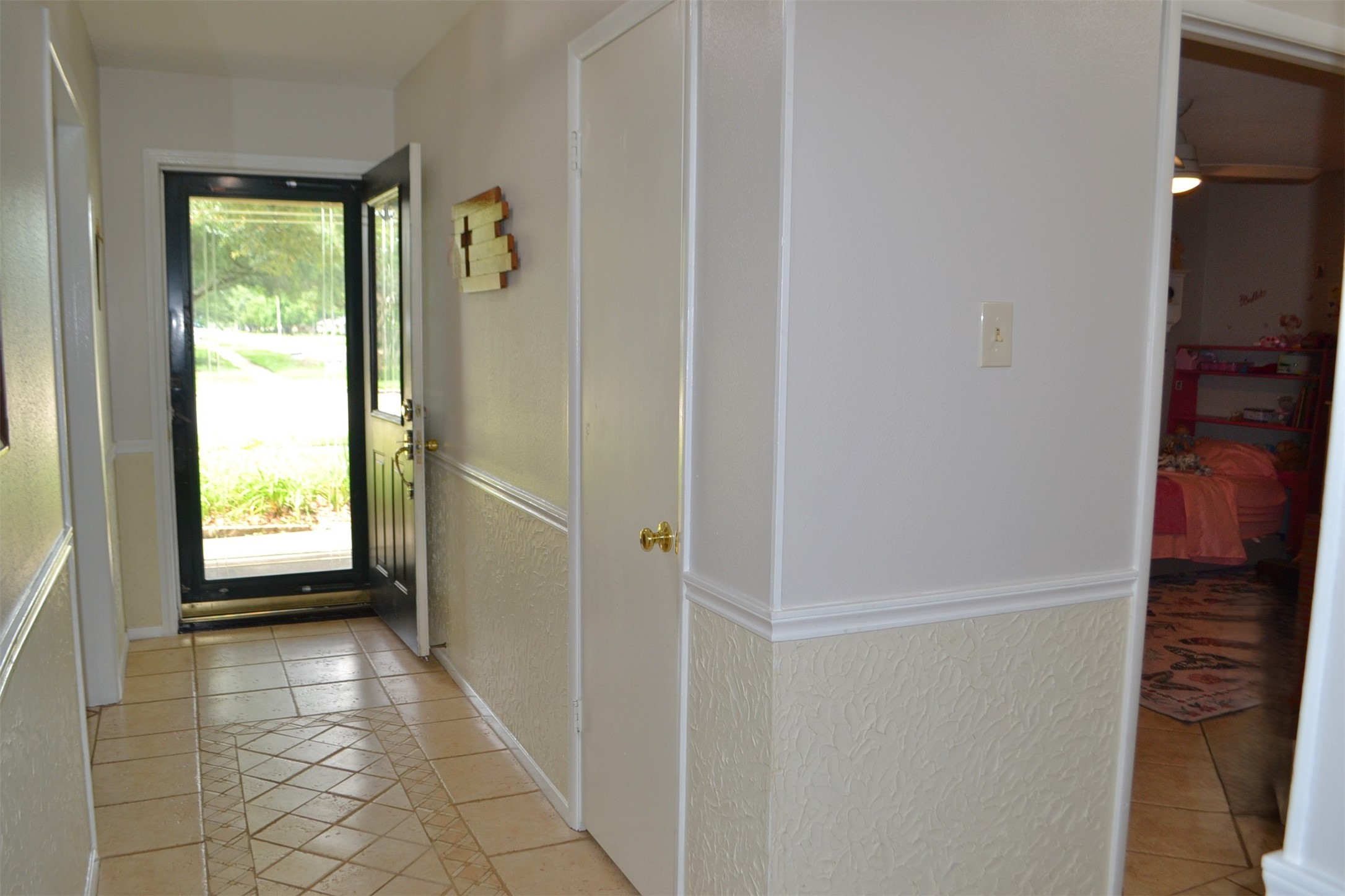 610 E X Street Property Photo 7