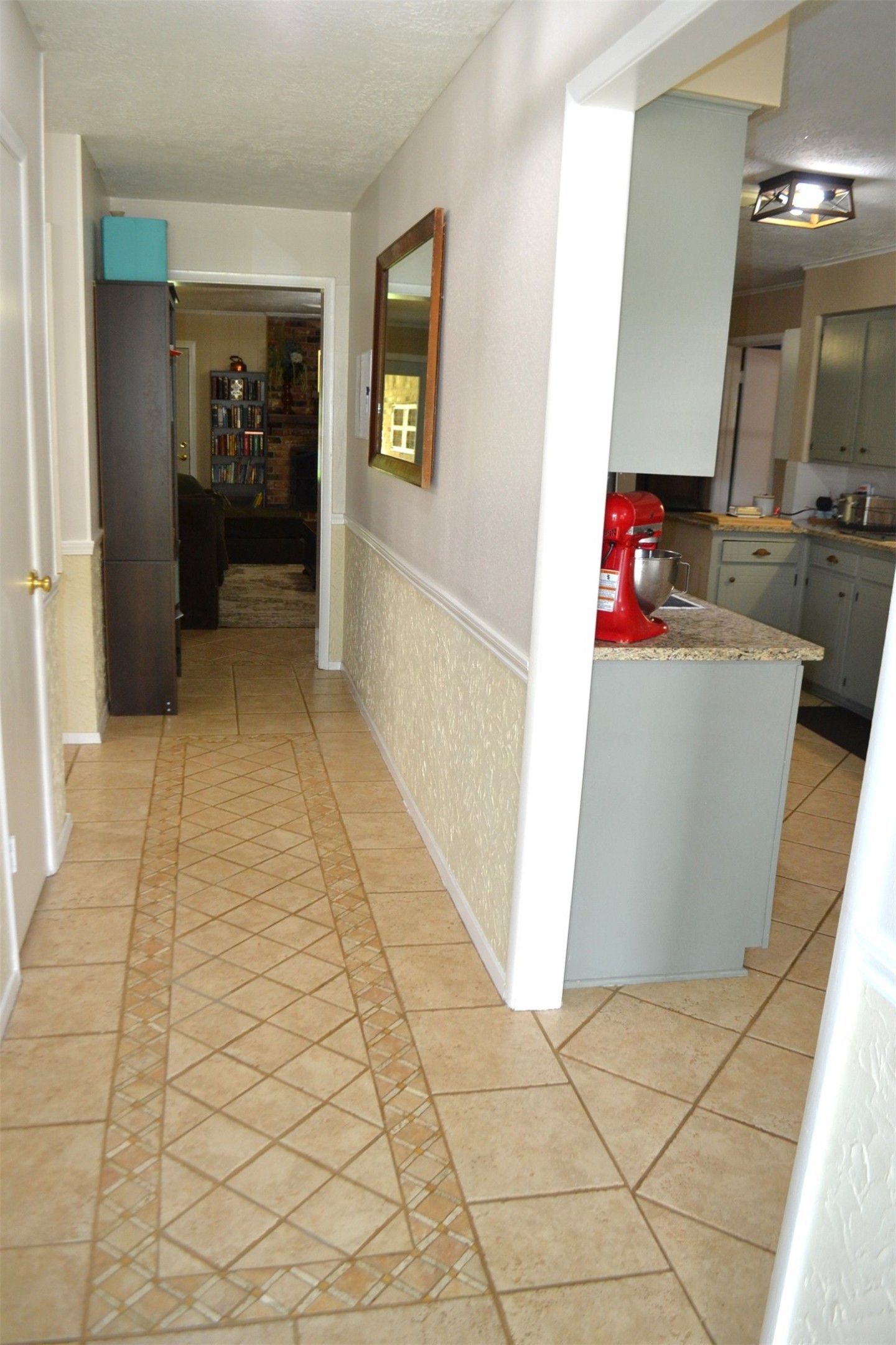 610 E X Street Property Photo 8