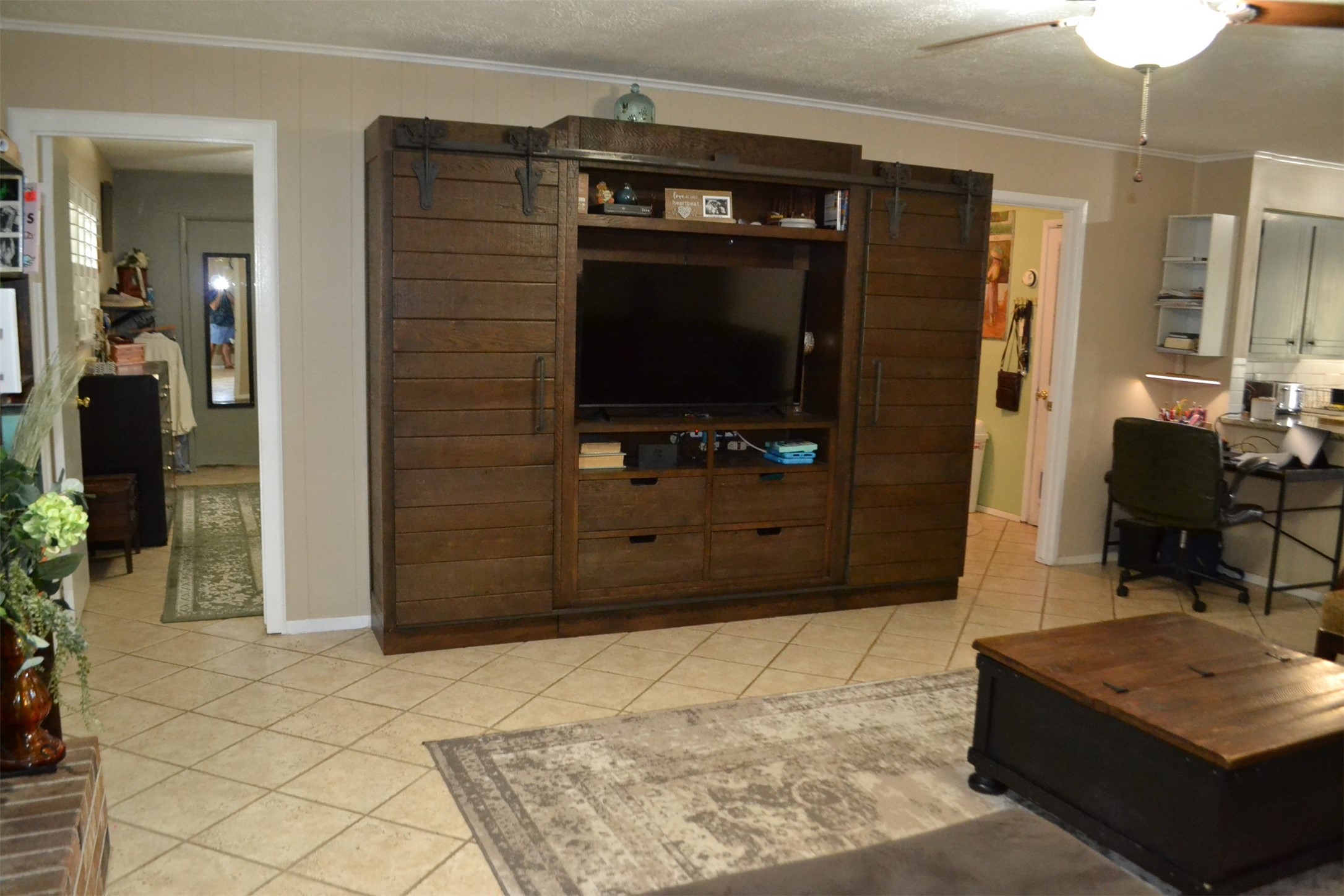 610 E X Street Property Photo 22