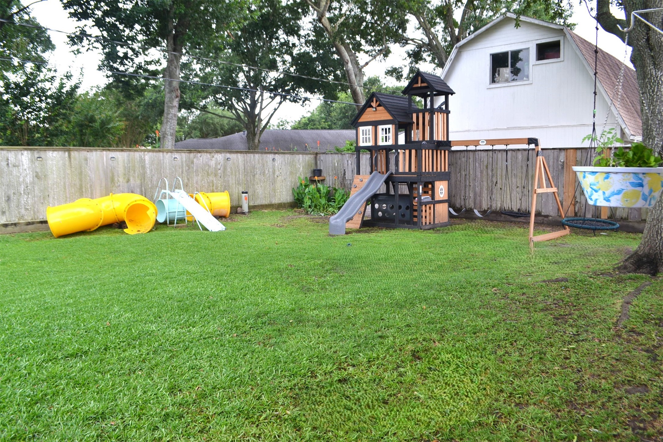 610 E X Street Property Photo 42