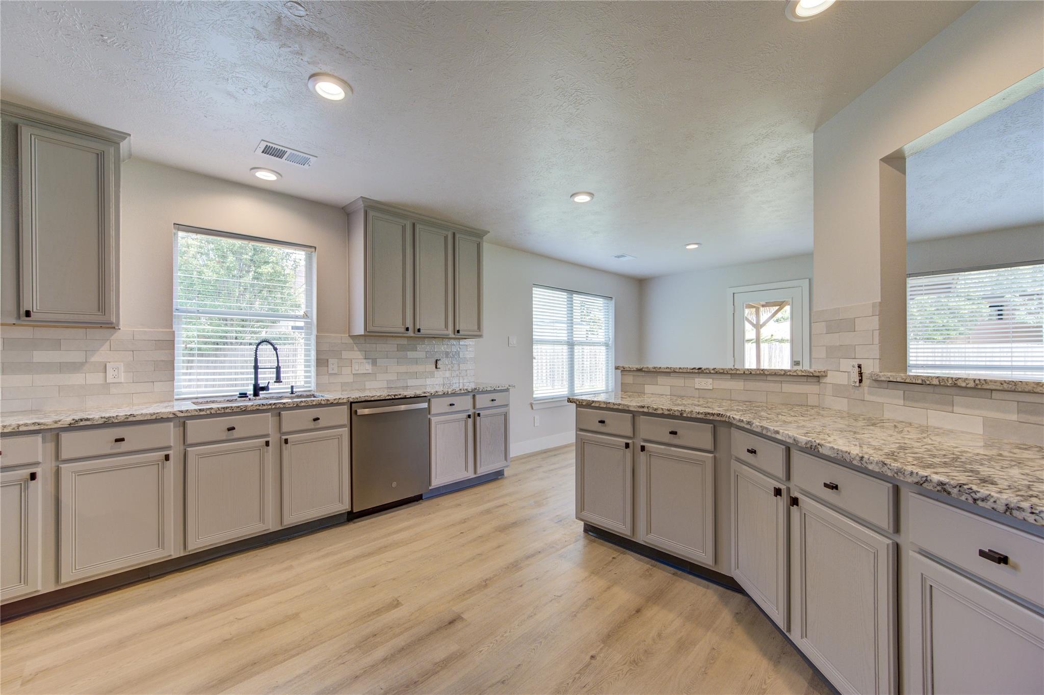 4931 Lake Catherine Court, Richmond Tx 77407 Property Photo 24